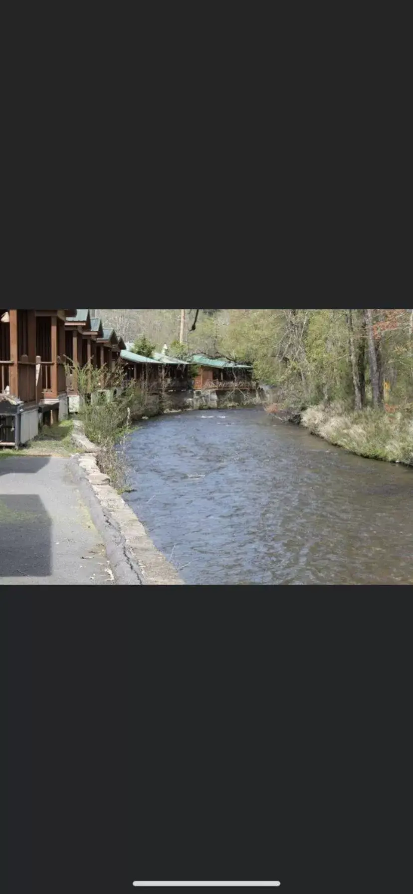 Swimming Pool in Qualla Cabins and Motel Cherokee near Casino