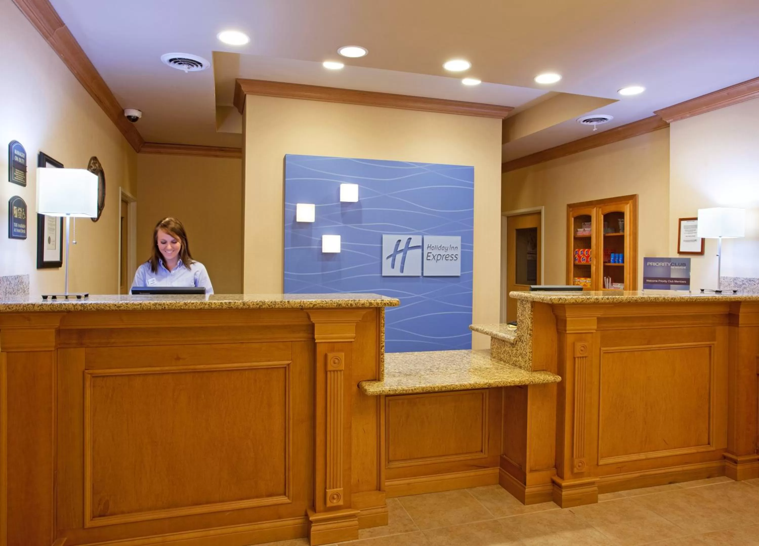 Property building in Holiday Inn Express Hotel & Suites Chesterfield - Selfridge Area by IHG