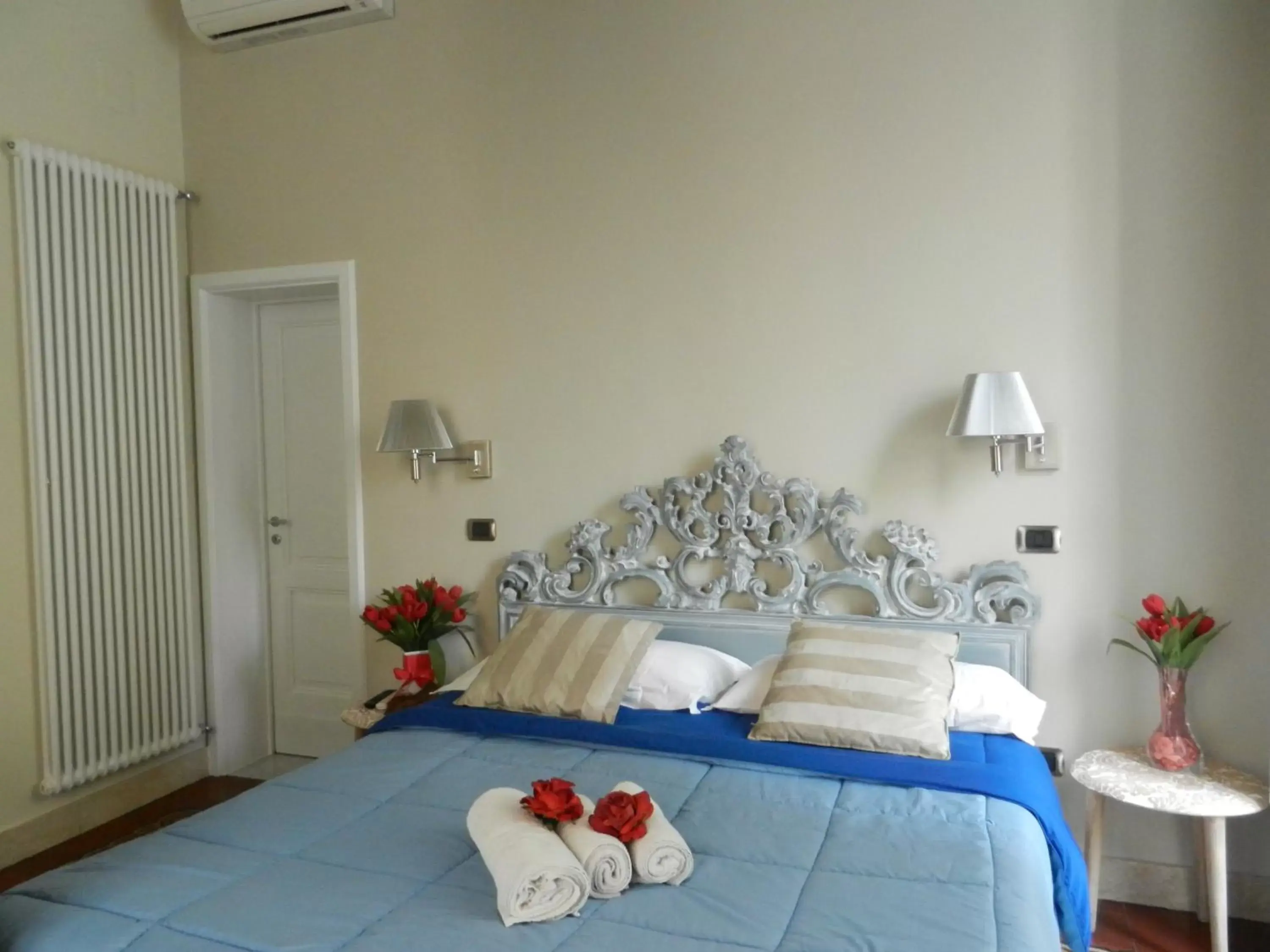 Bed in RossoCorallo B&B