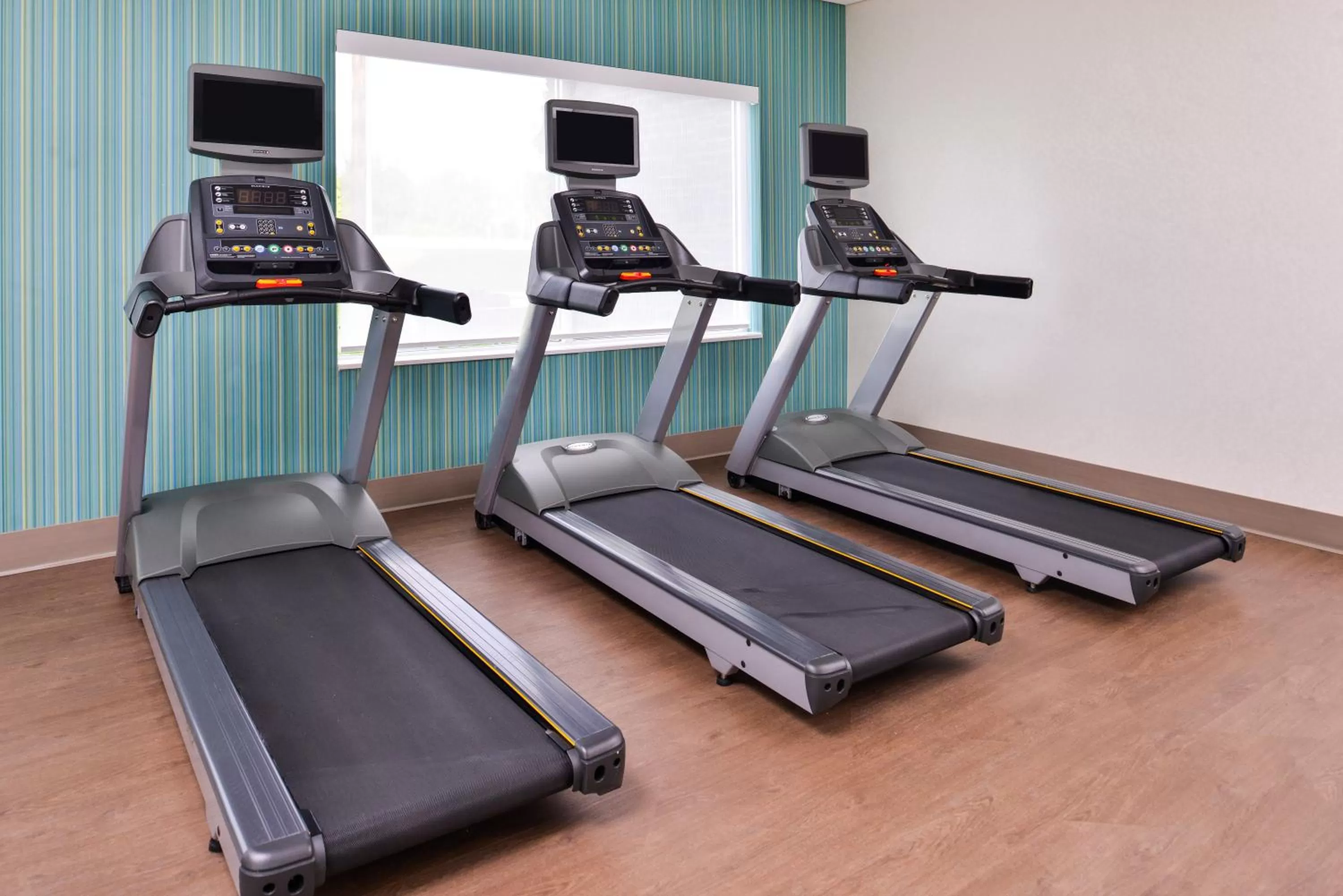 Fitness centre/facilities in Holiday Inn Express & Suites - Mall of America - MSP Airport by IHG