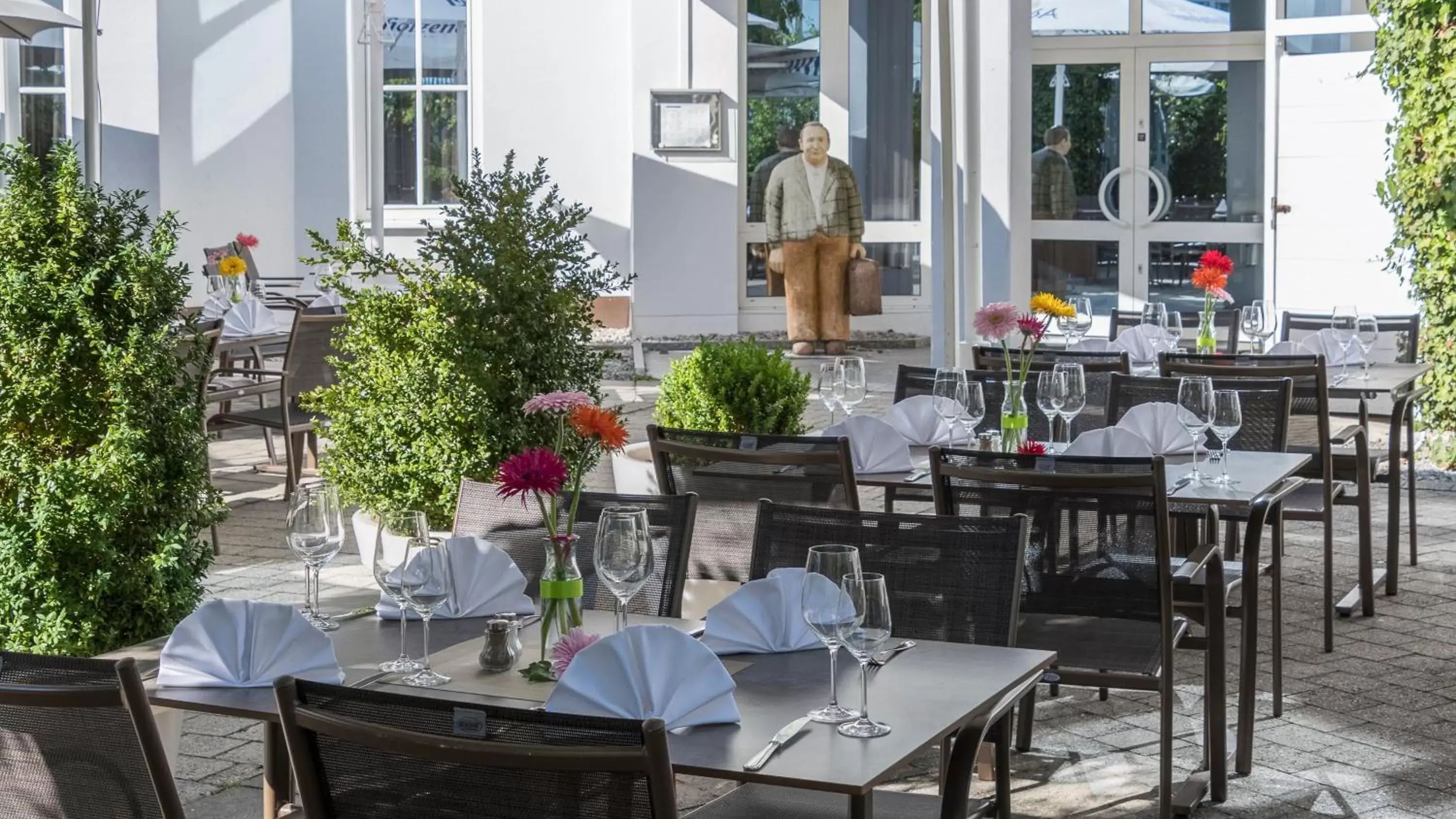Restaurant/Places to Eat in Holiday Inn Munich Unterhaching, an IHG Hotel