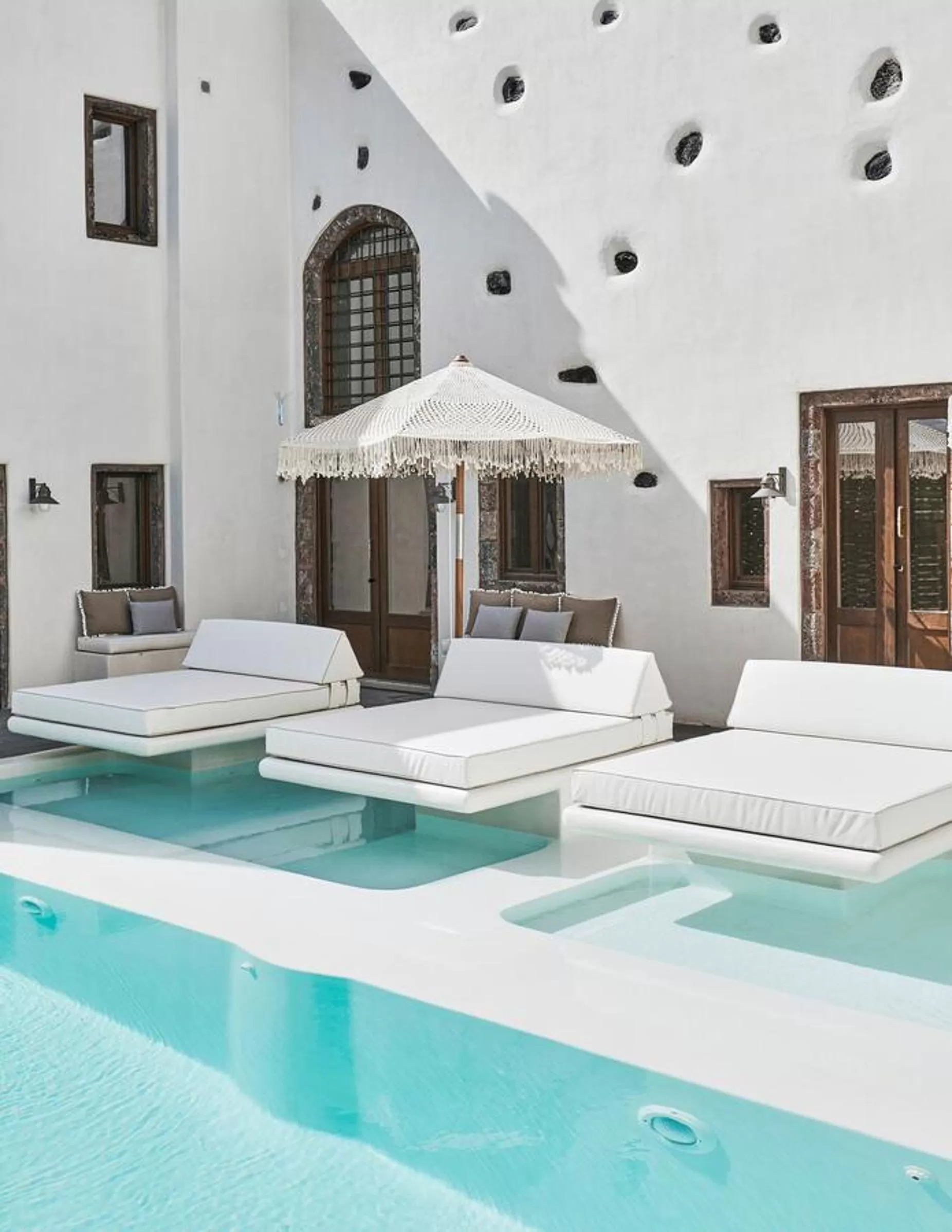 Swimming pool in Winery Hotel 1870