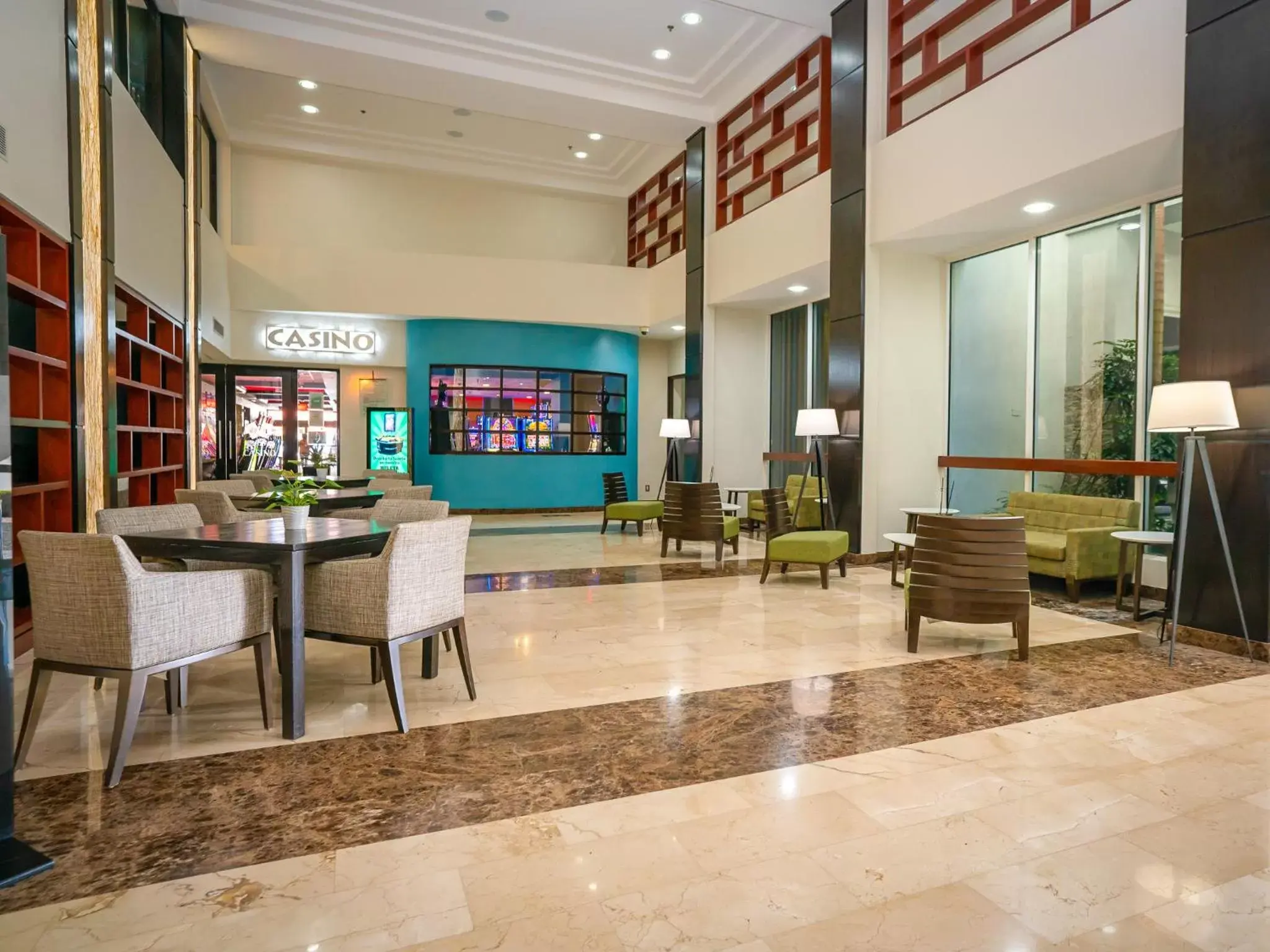 Lobby or reception, Restaurant/Places to Eat in Holiday Inn Mayaguez & Tropical Casino, an IHG Hotel