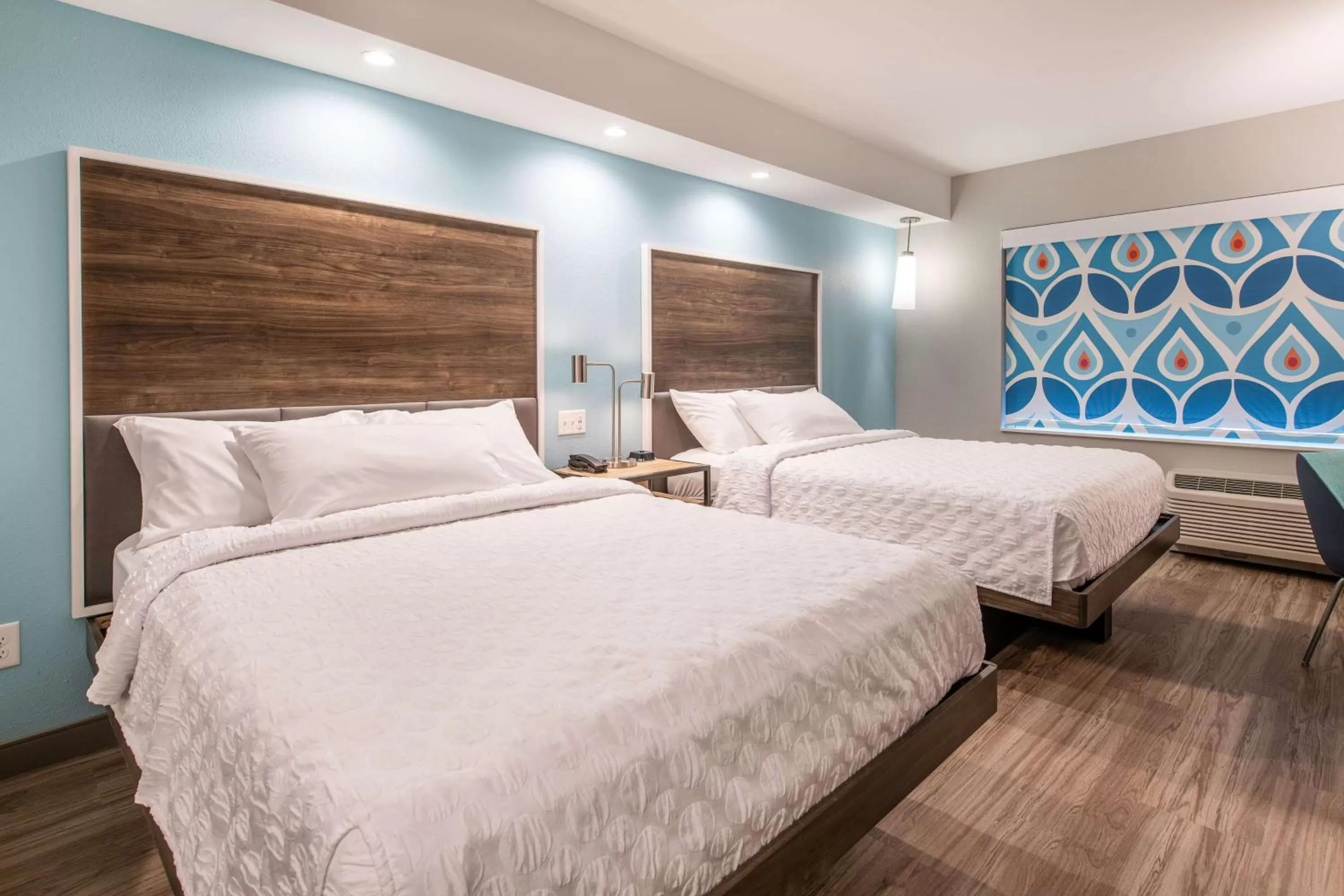 Bed in Tru by Hilton Fayetteville I-95