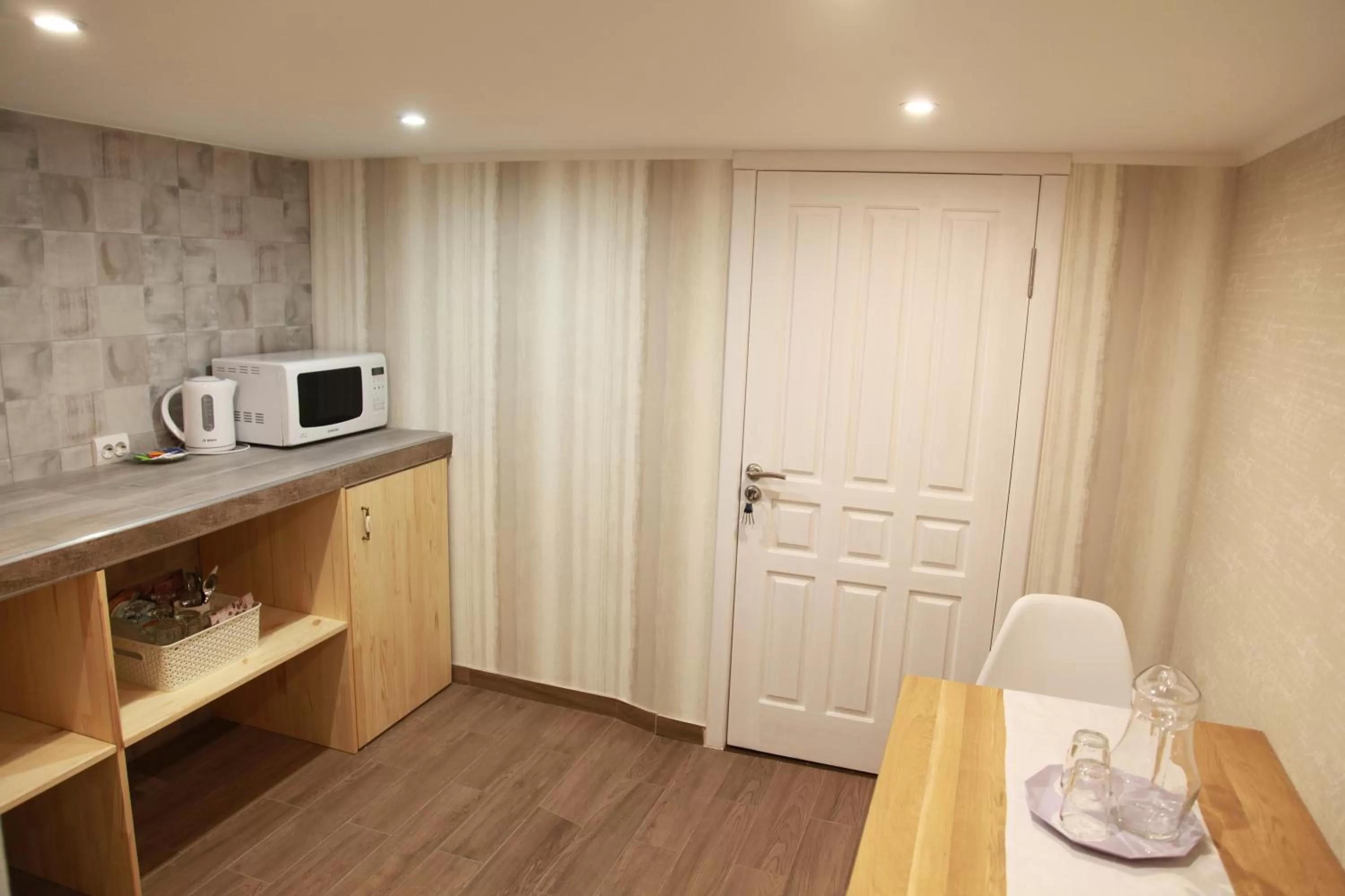 WINE & ROSE BOUTIQUE HOTEL