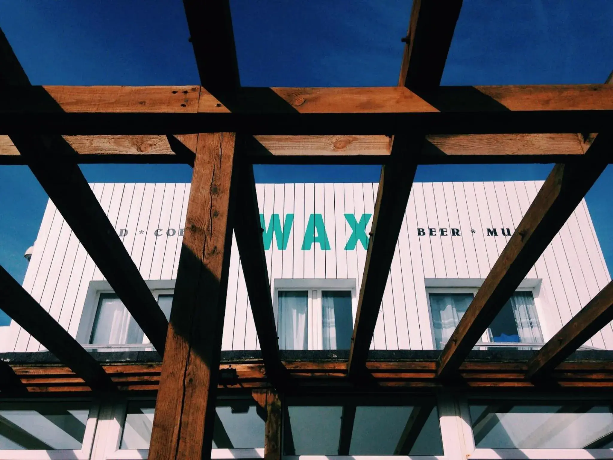Property building in Wax, Watergate