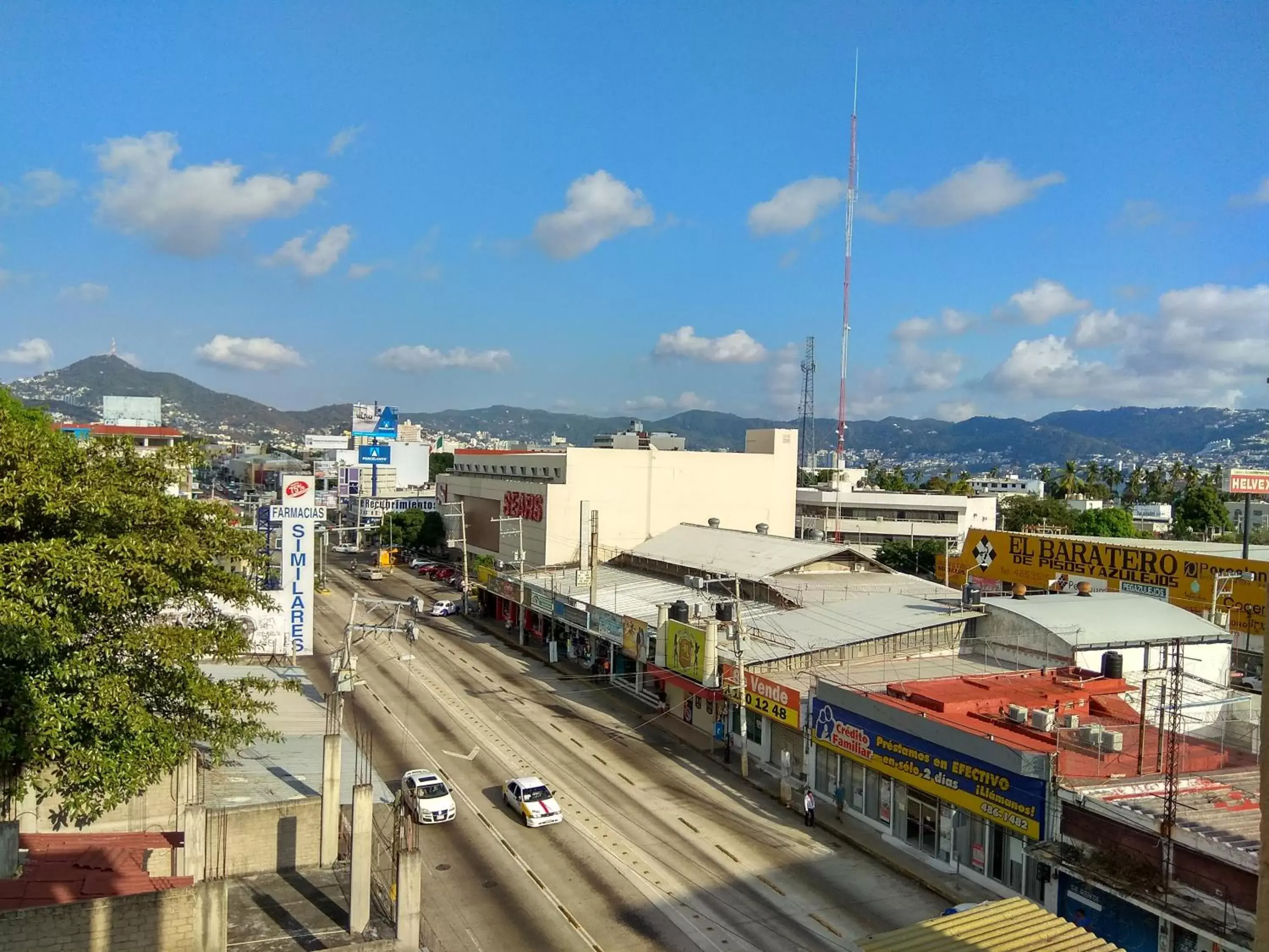 Property building in D'Cesar Hotel Acapulco