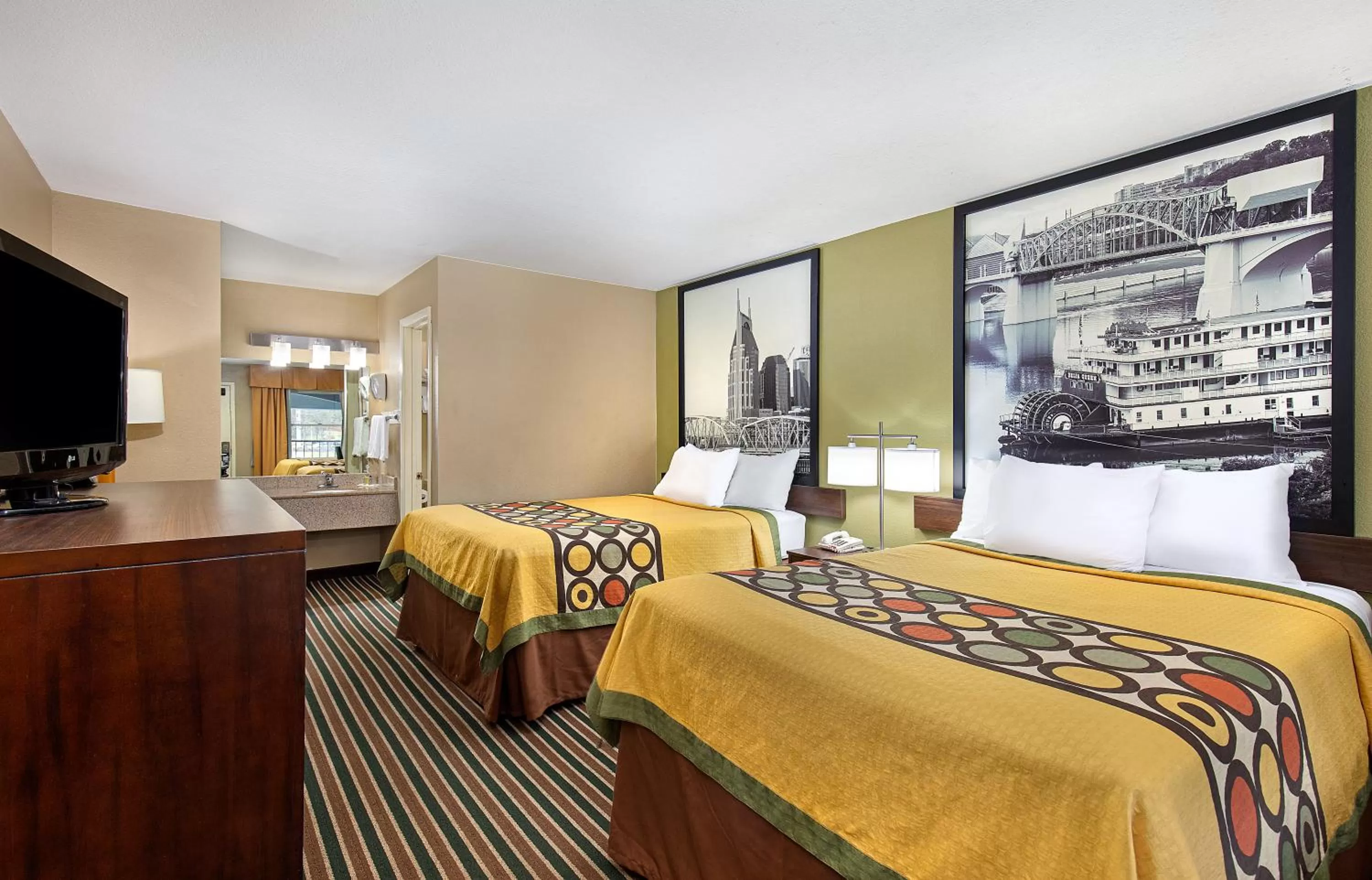 Bedroom, Bed in Super 8 by Wyndham Nashville West