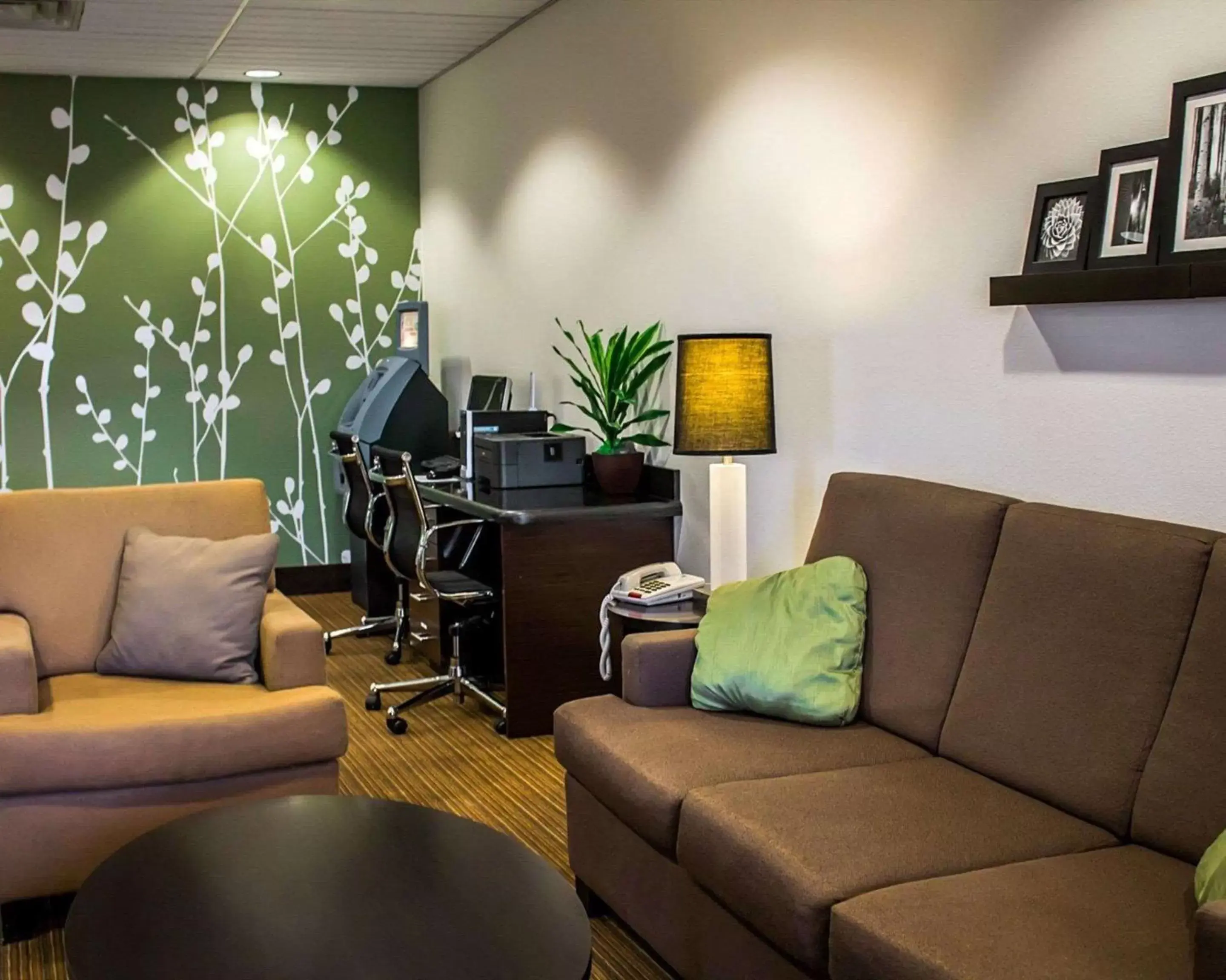 Lobby or reception, Seating Area in Sleep Inn & Suites Harrisburg -Eisenhower Boulevard