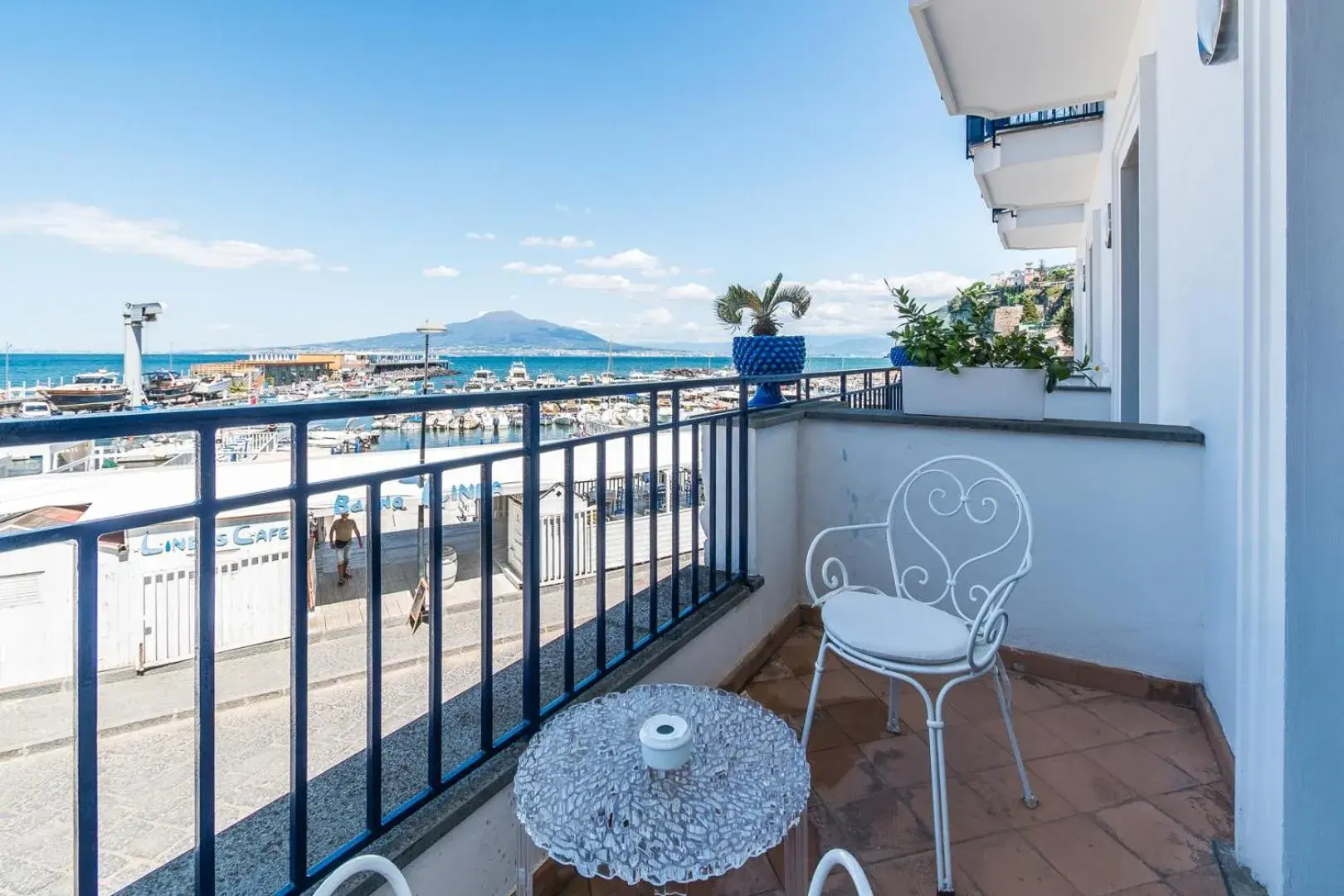 Mountain view, Balcony/Terrace in Le Ancore Hotel