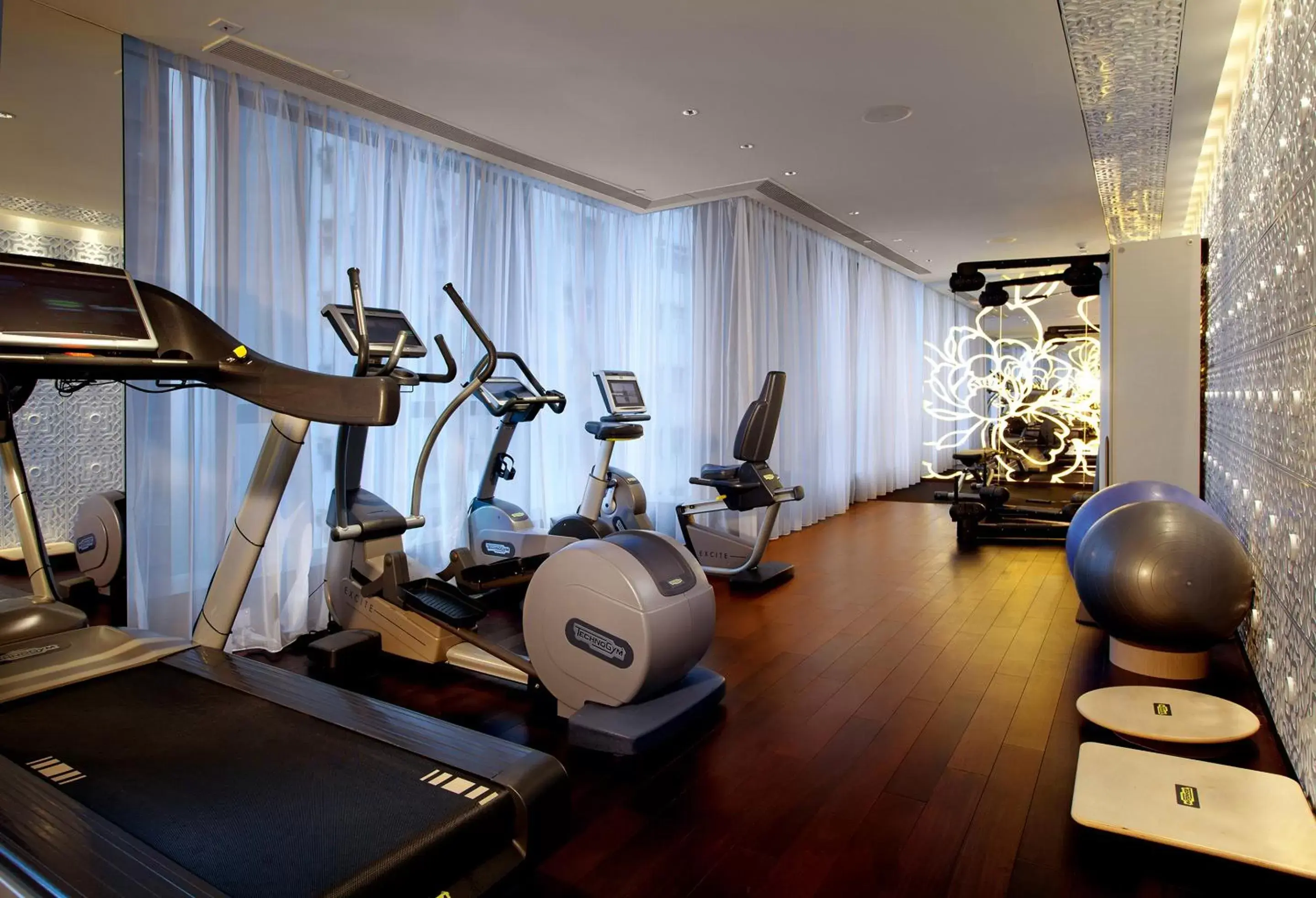 Fitness centre/facilities, Fitness Center/Facilities in Mira Moon