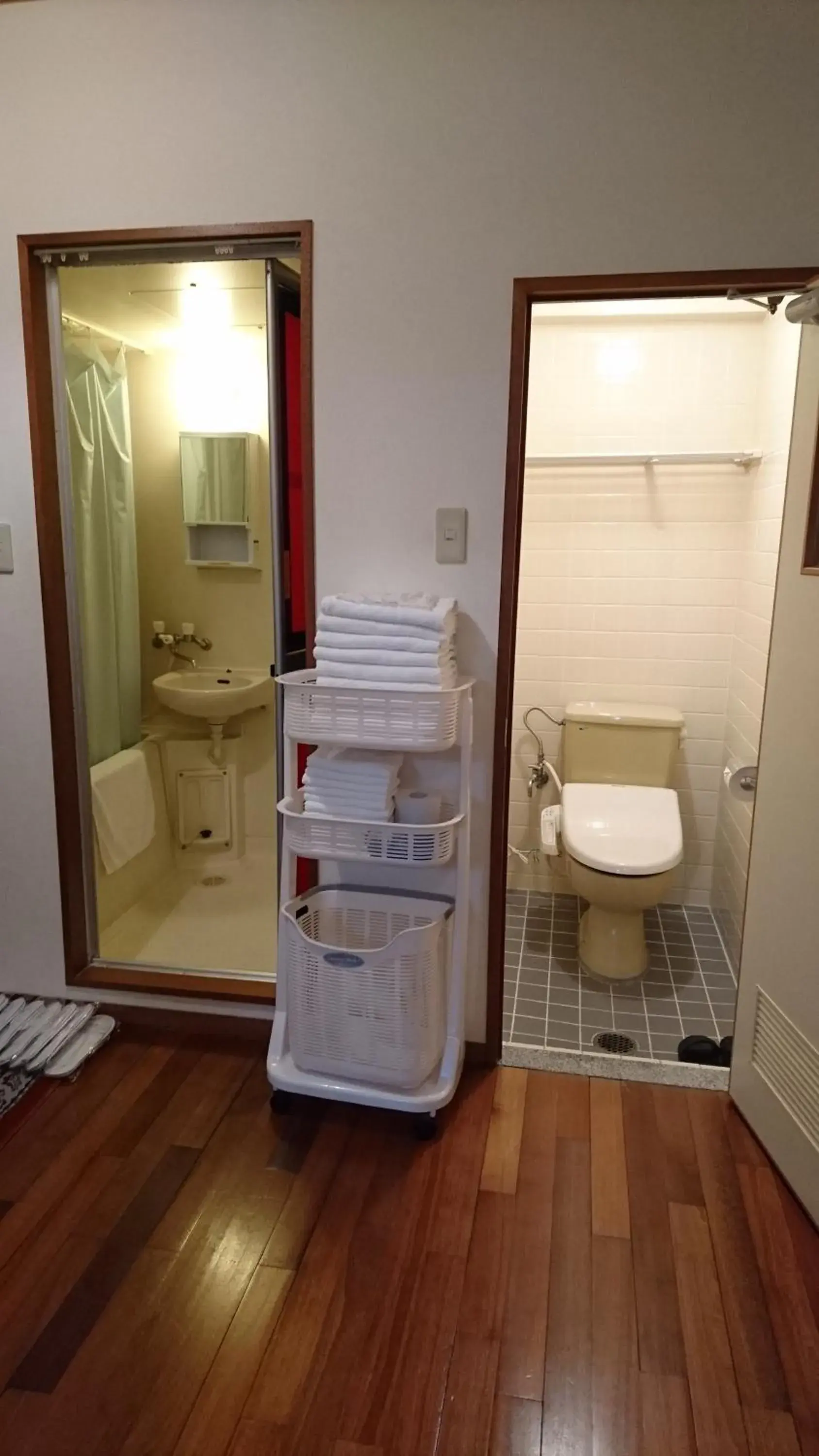 Bathroom in Kokusai Towns Inn