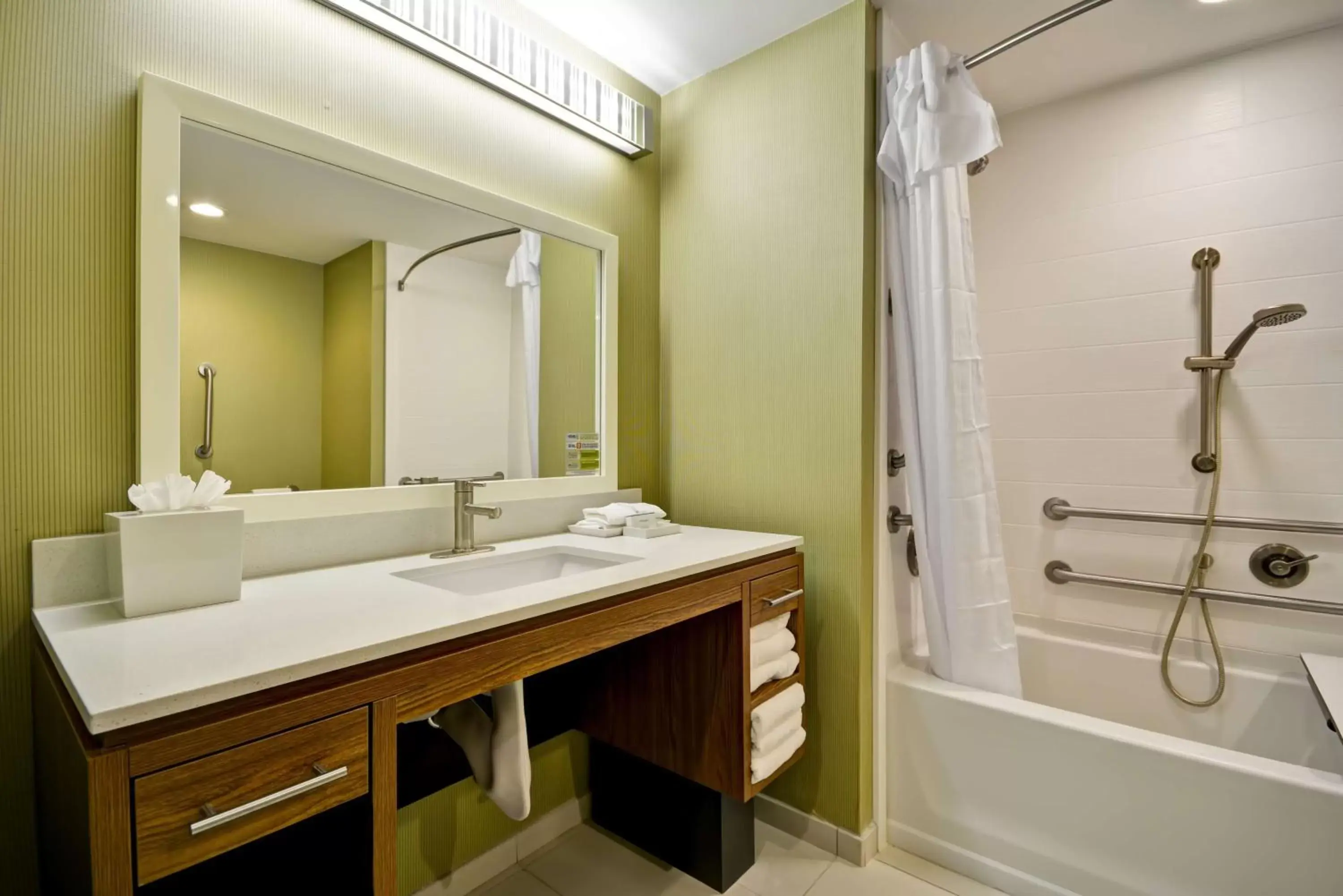 Bathroom in Home2 Suites By Hilton Rock Hill