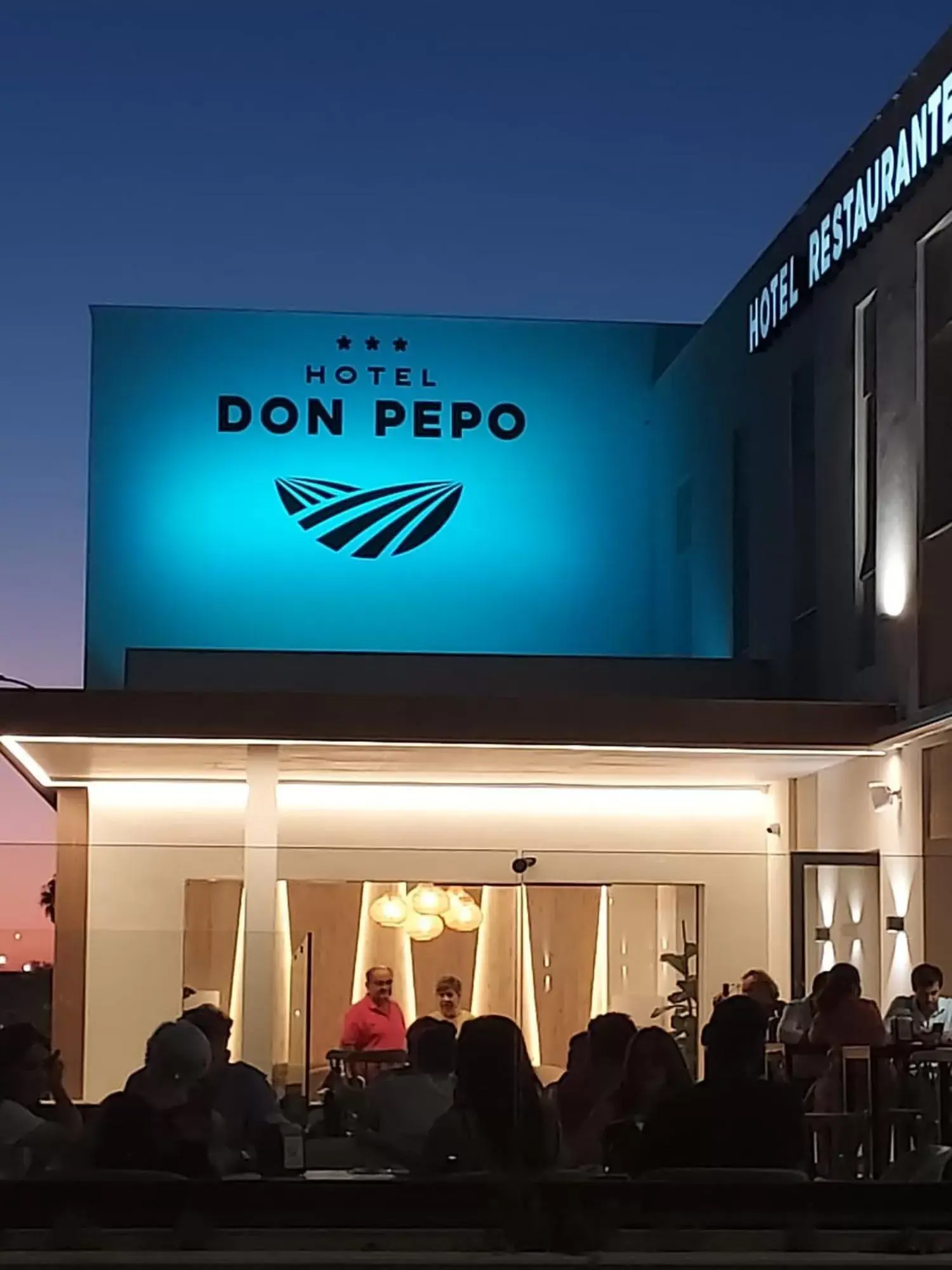 Property building in Hotel Don Pepo