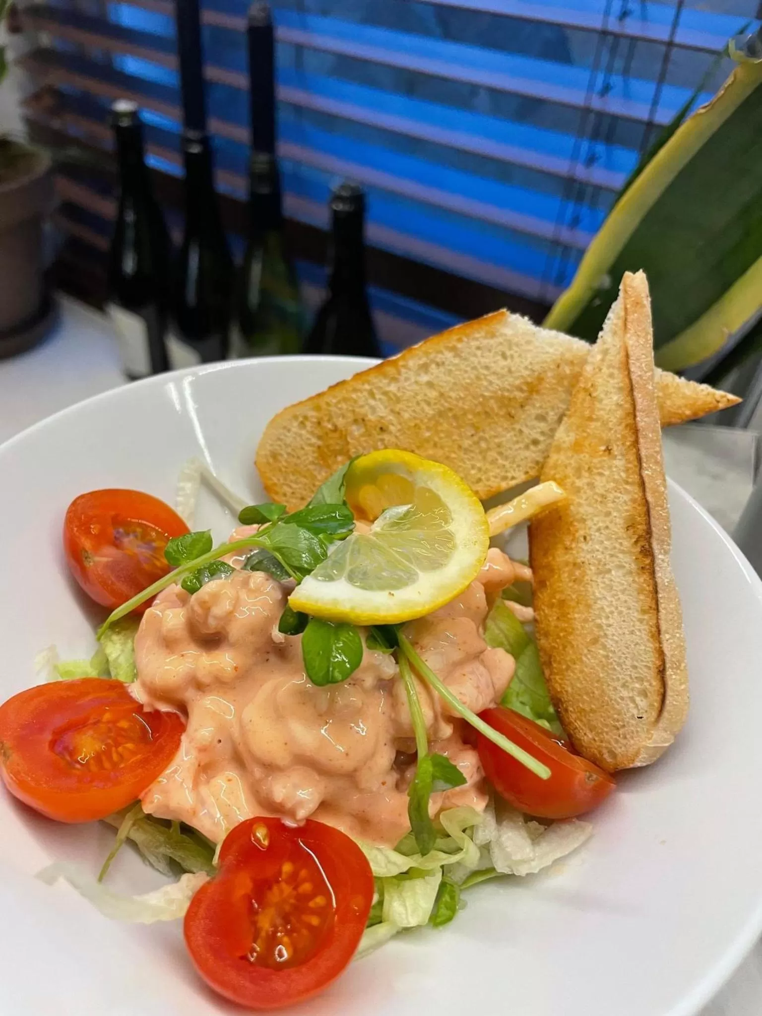 Restaurant/places to eat in Airlie Arms Hotel