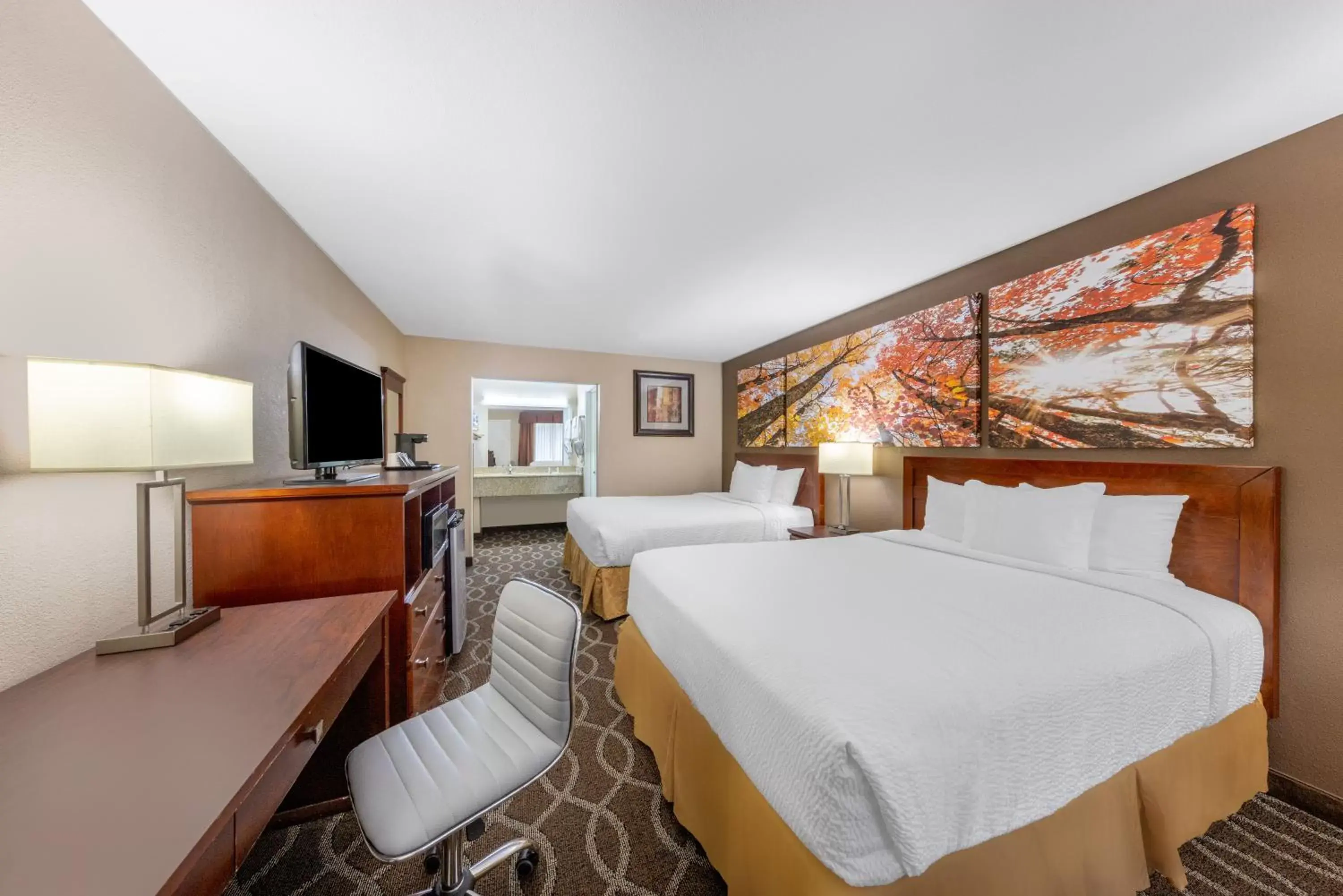 Bed in Days Inn by Wyndham St. Robert Waynesville/Ft. Leonard Wood Bed in Days Inn by Wyndham St. Robert Waynesville/Ft. Leonard Wood