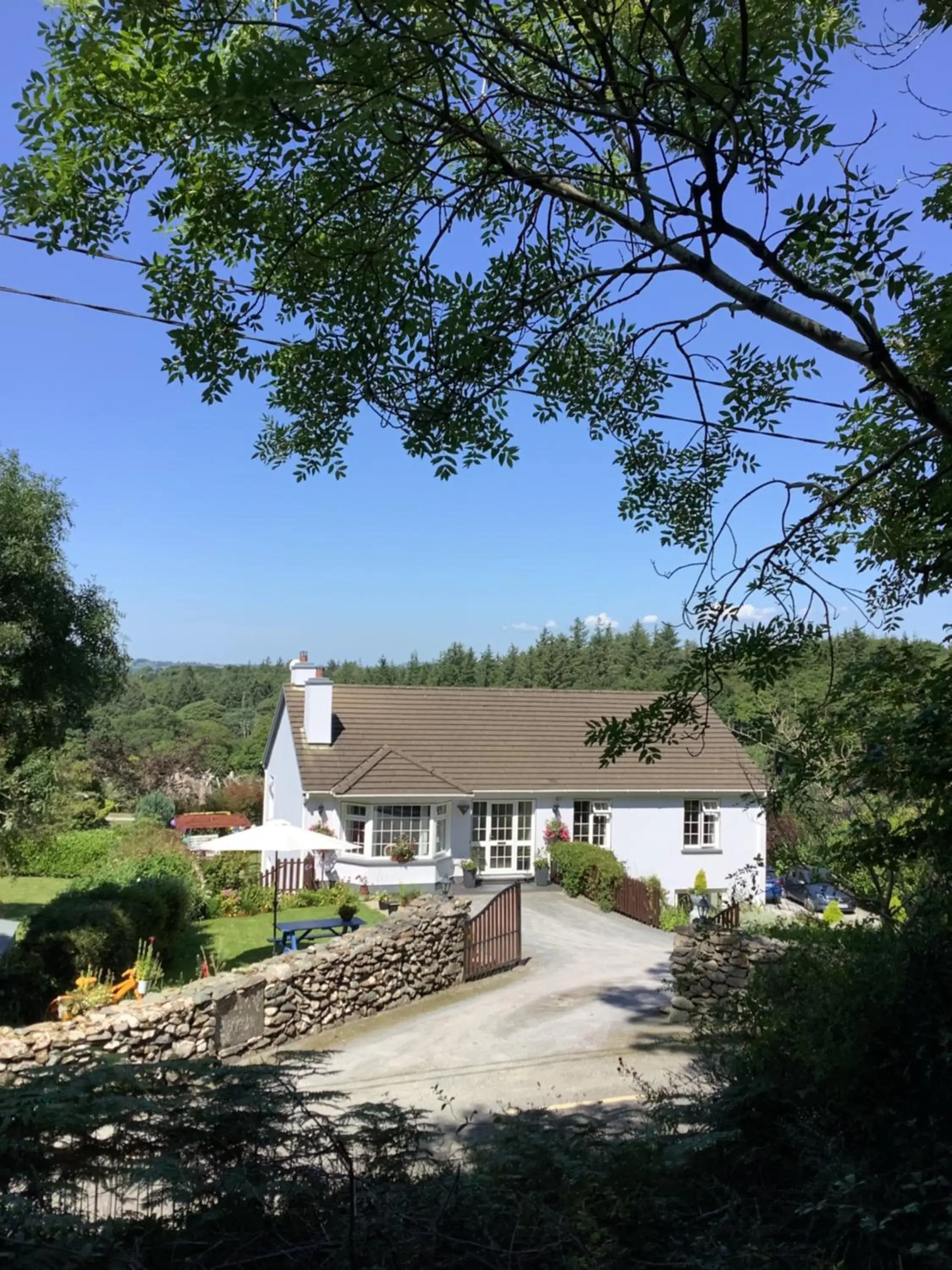 Property Building in O' Sullivan's B & B