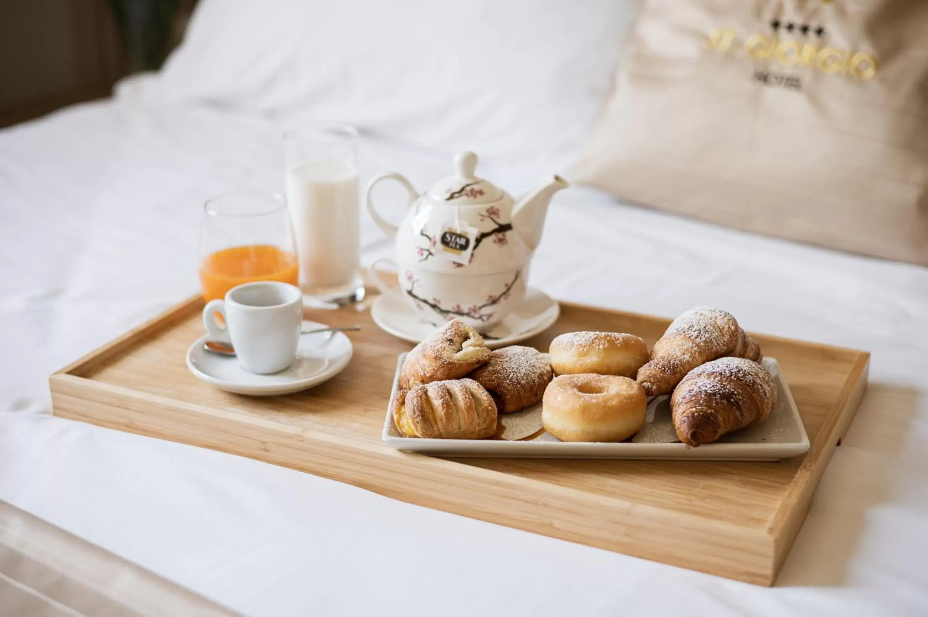 Continental breakfast in Hotel St. Giorgio