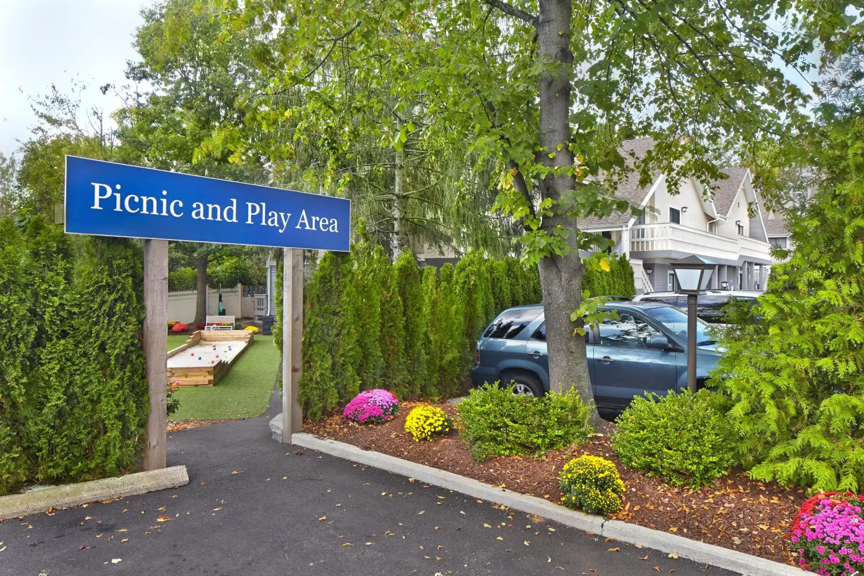 BBQ facilities in New Haven Village Suites