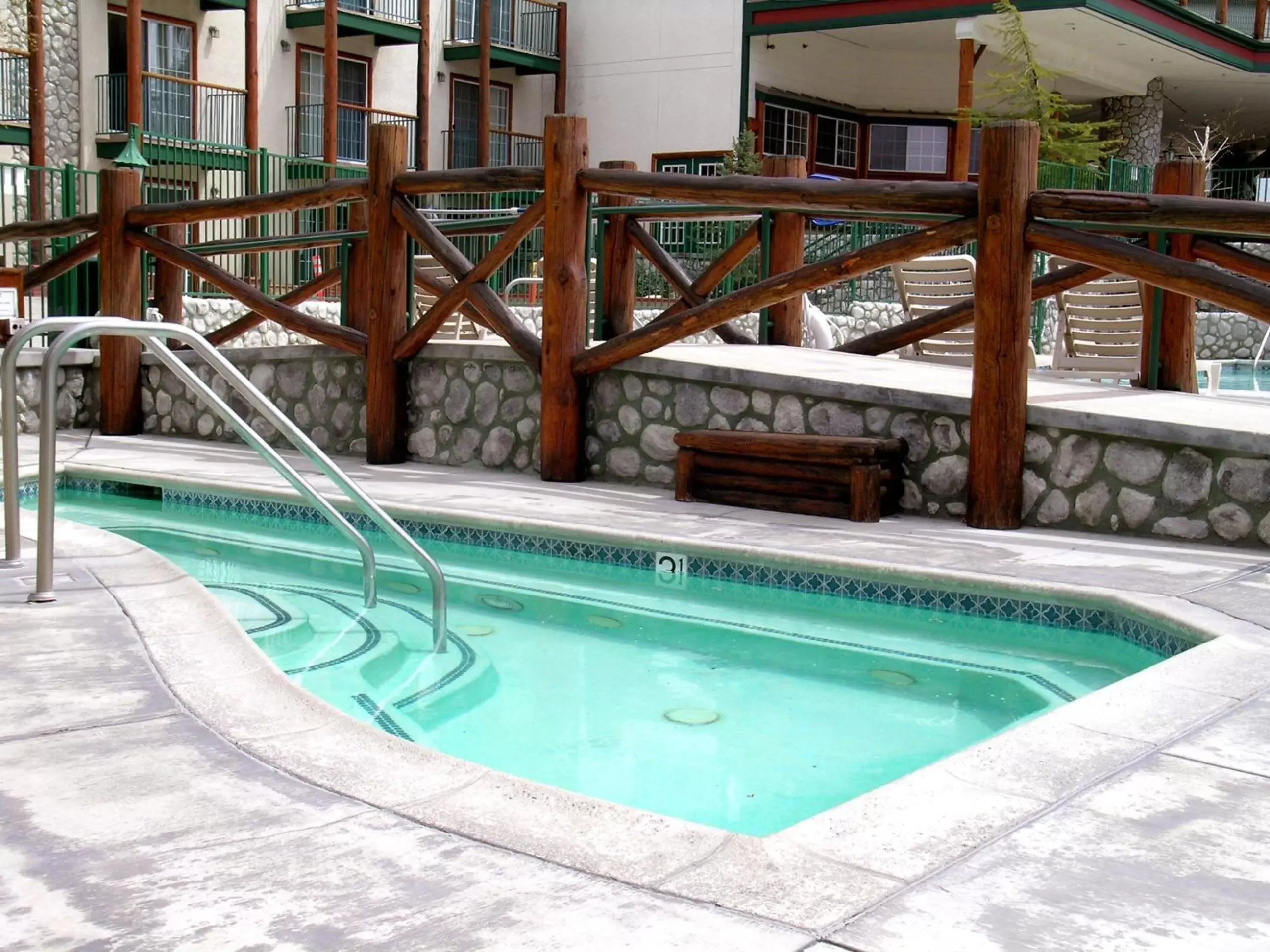 Spa and wellness centre/facilities, Swimming Pool in Holiday Inn Resort The Lodge at Big Bear Lake, an IHG Hotel
