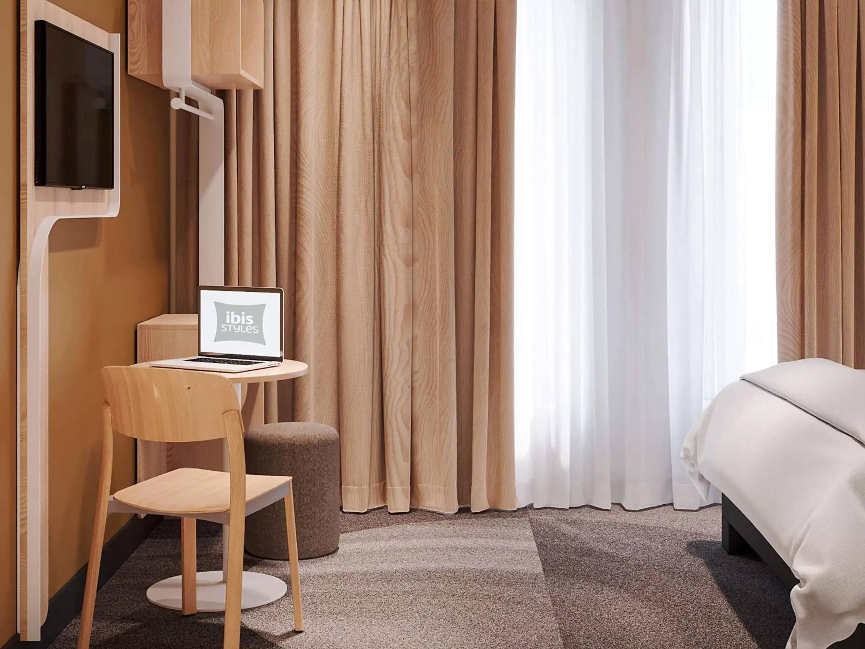 Bedroom, TV/Entertainment Center in ibis styles Paris Montmartre Batignolles