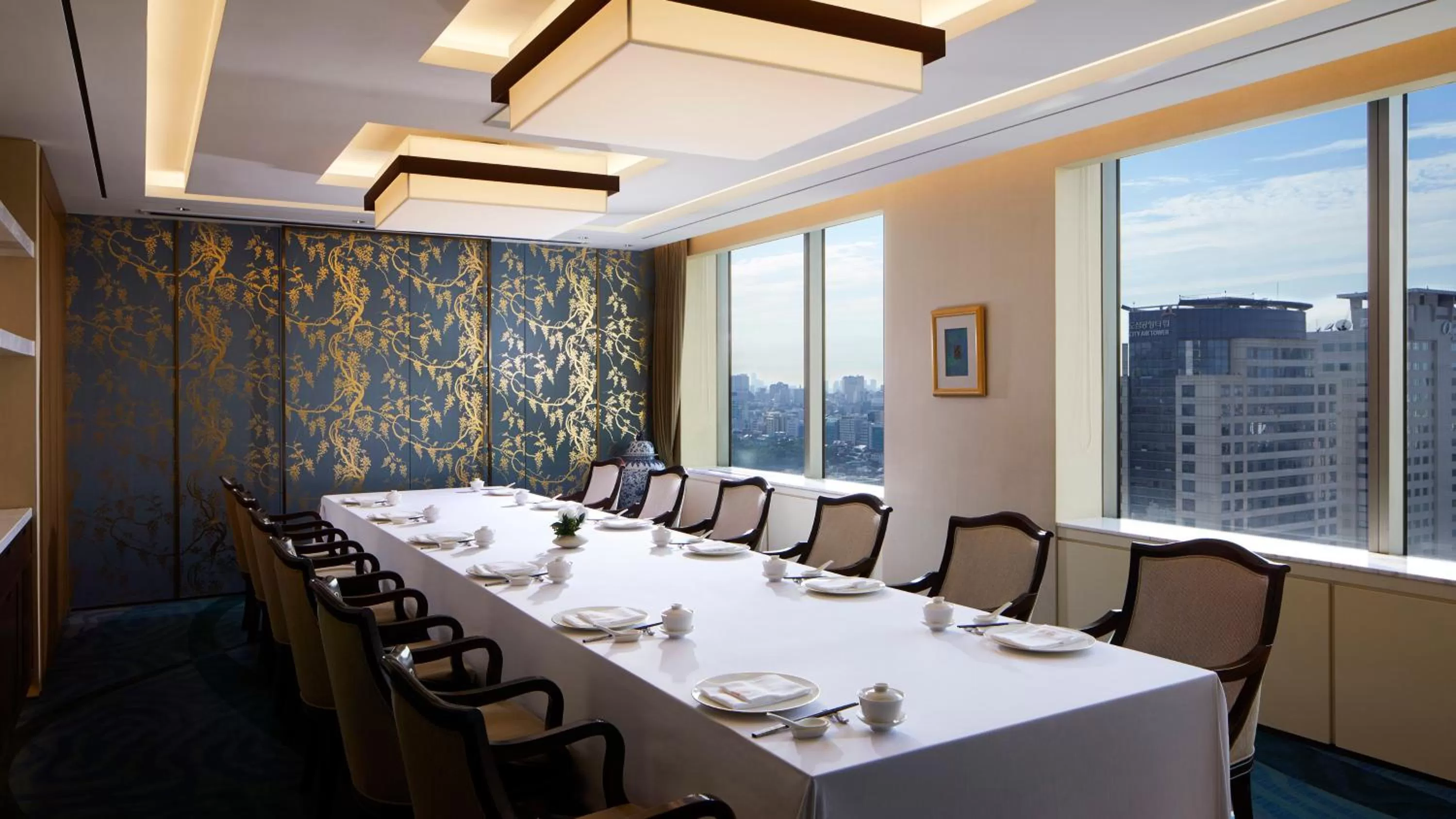 Restaurant/places to eat in Grand InterContinental Seoul Parnas by IHG