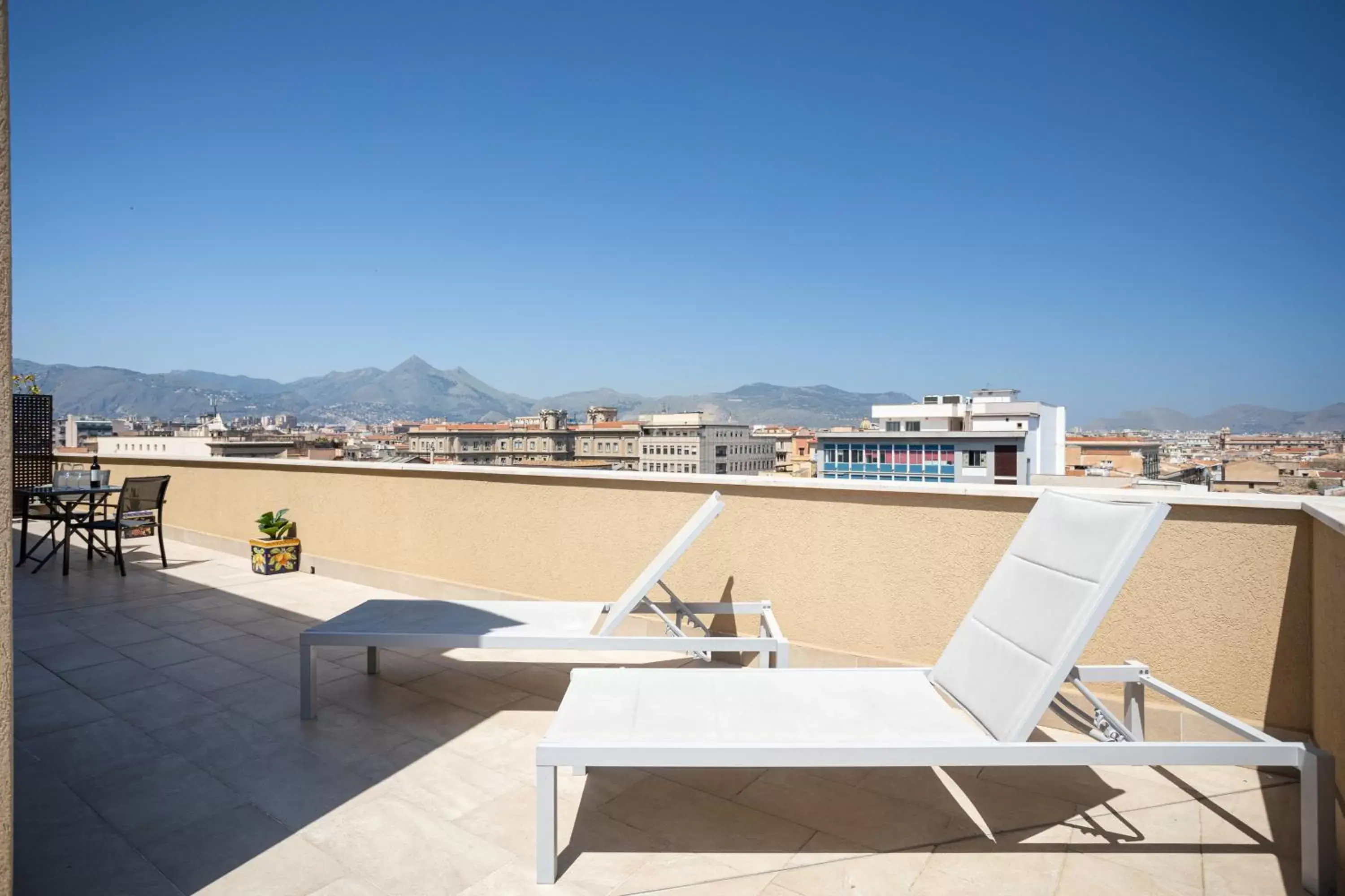 Balcony/Terrace in Palermo Blu - Multi Suite