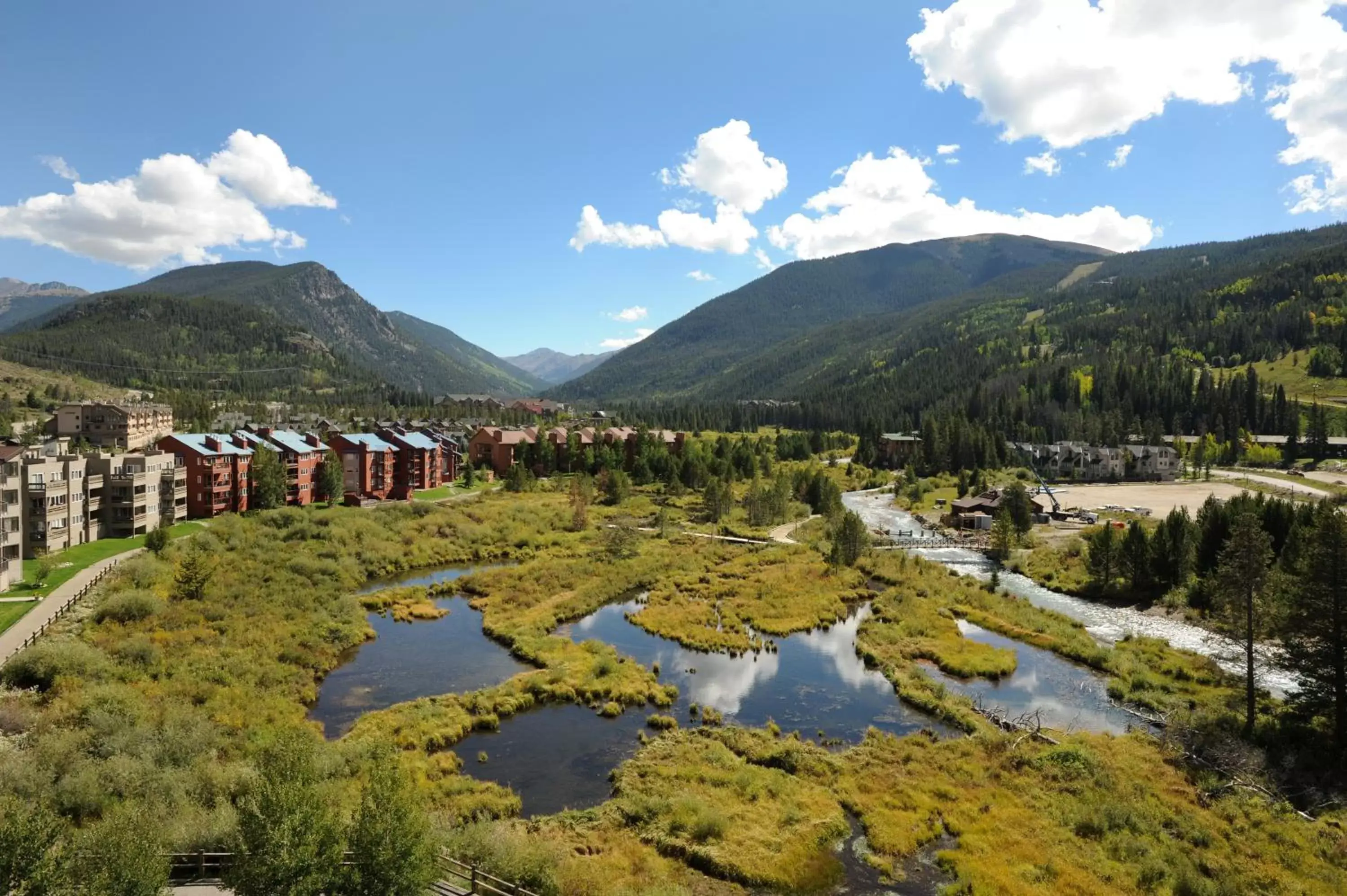 Mountain view in Hyatt Place Keystone - Dillon Mountain view in Hyatt Place Keystone - Dillon