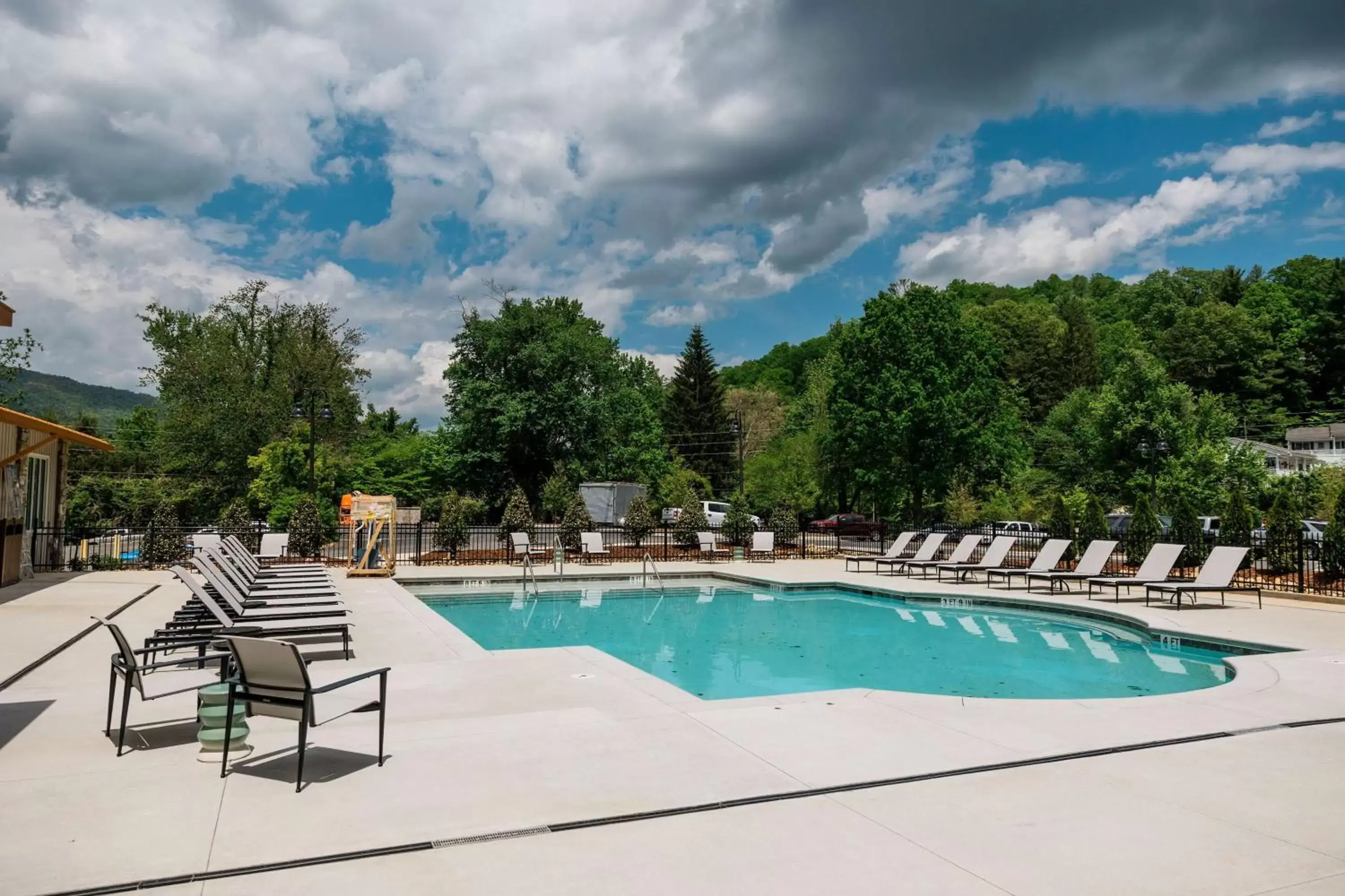 Pool view, Swimming Pool in Waynesville Inn & Golf Club, Trademark Collection by Wyndham
