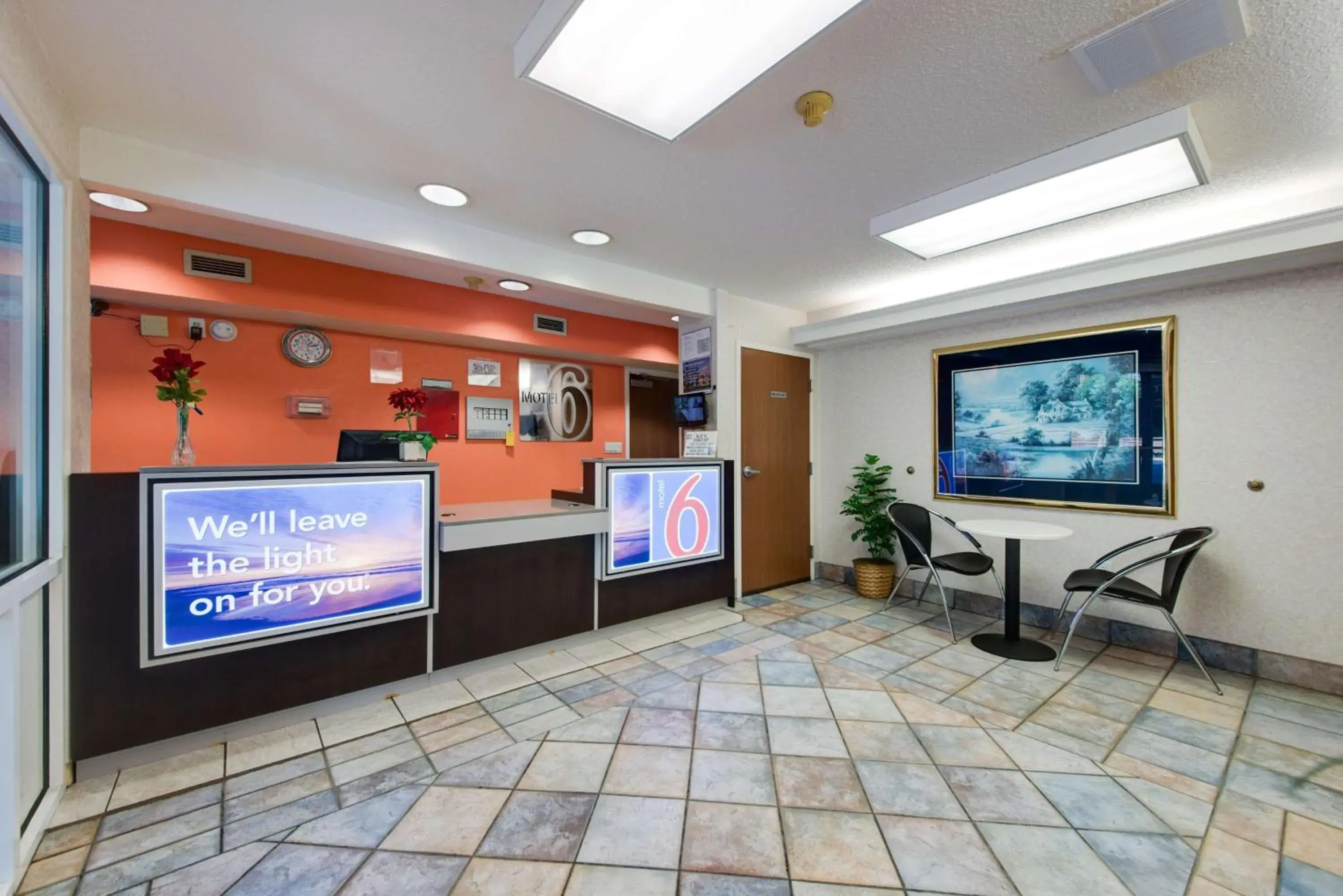 Lobby or reception in Motel 6-Statesville, NC