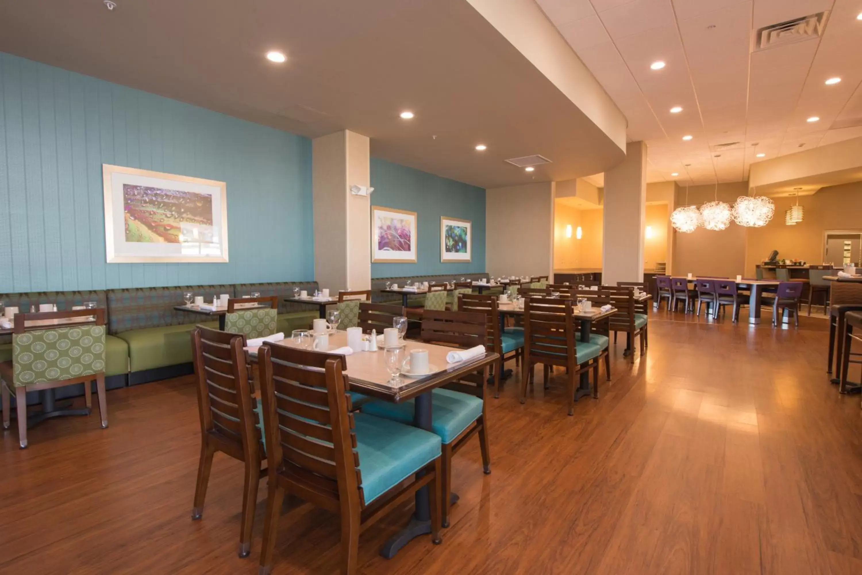 Restaurant/Places to Eat in Holiday Inn Bismarck, an IHG Hotel