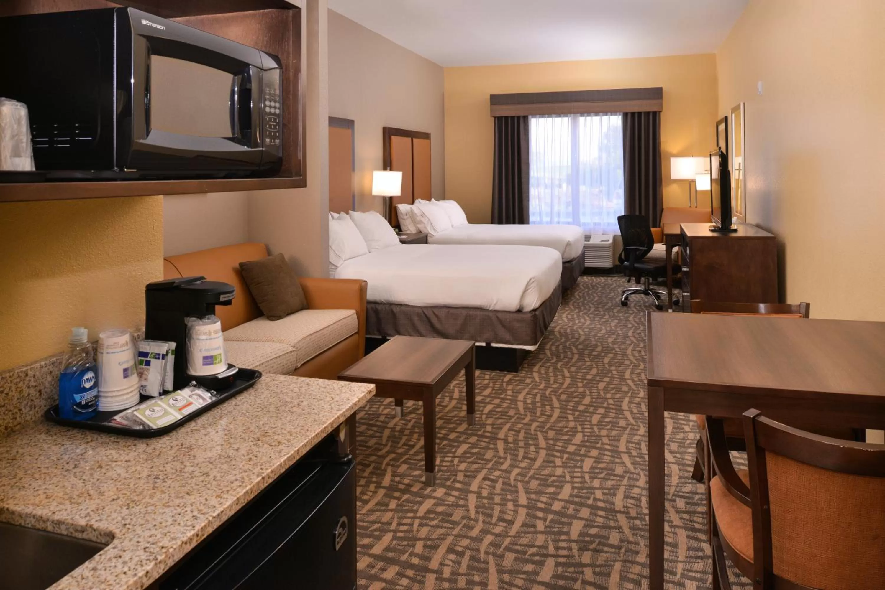 Photo of the whole room, Bed in Holiday Inn Express & Suites Page - Lake Powell Area by IHG
