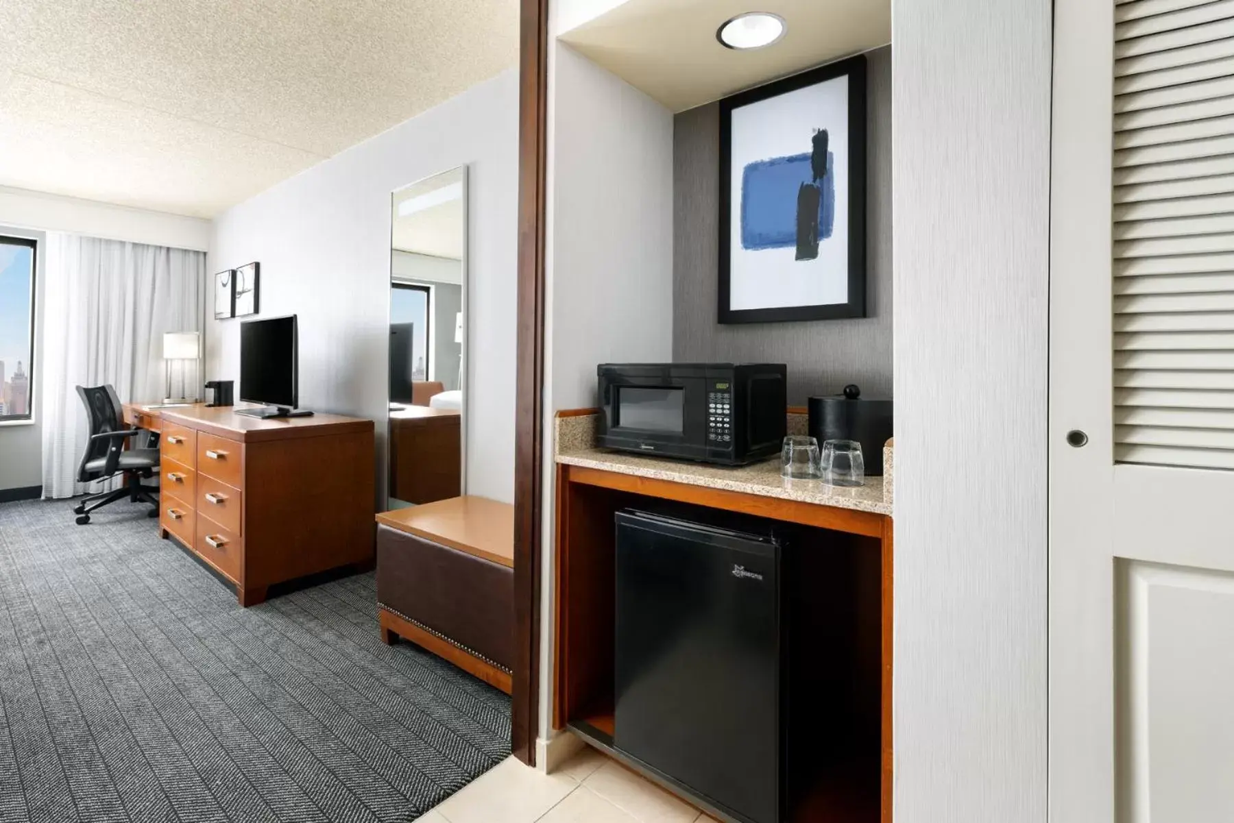 TV and multimedia, TV/Entertainment Center in Courtyard by Marriott Atlantic City Beach Block