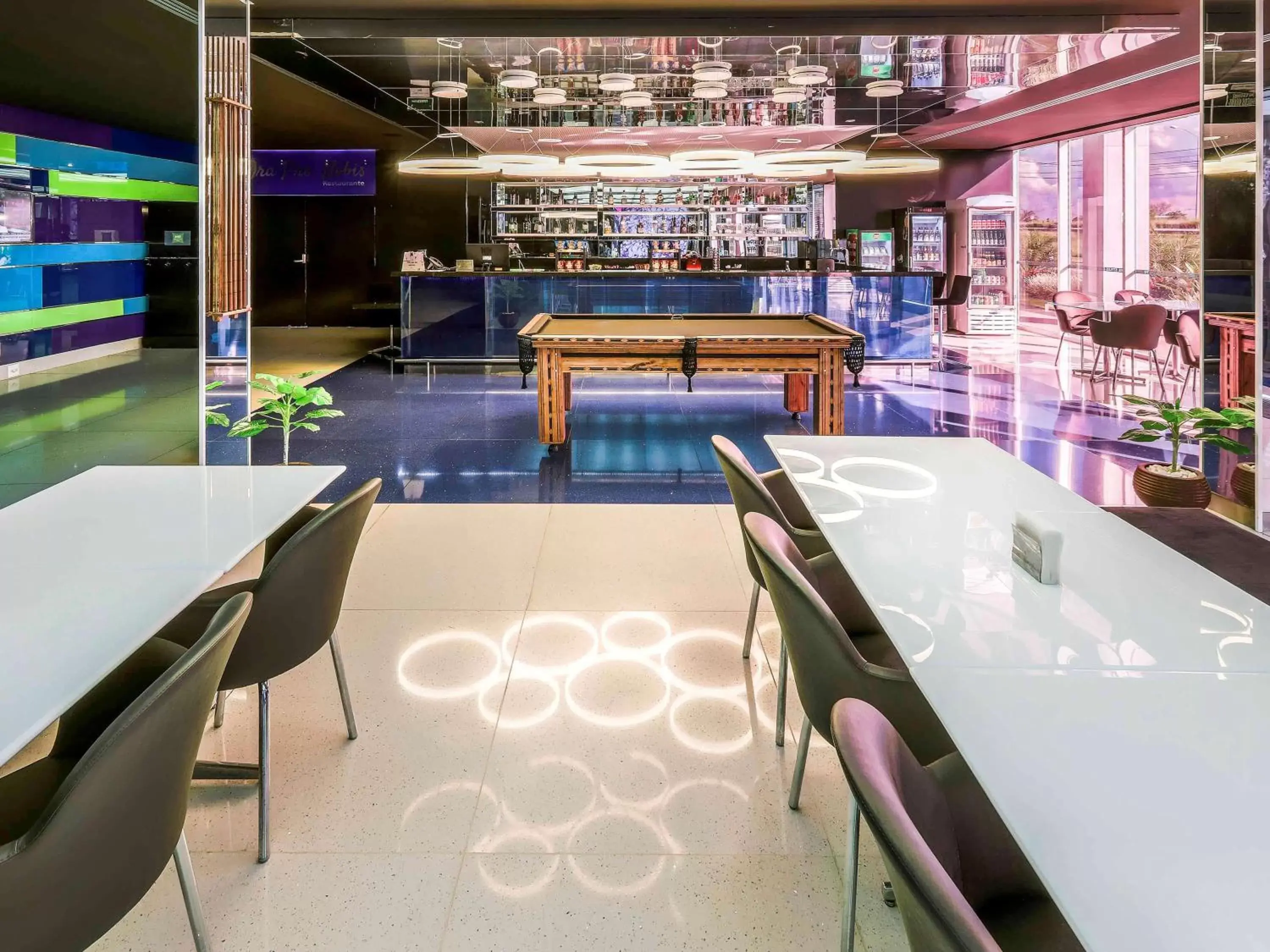 Lounge or bar in ibis Styles Confins Aeroporto