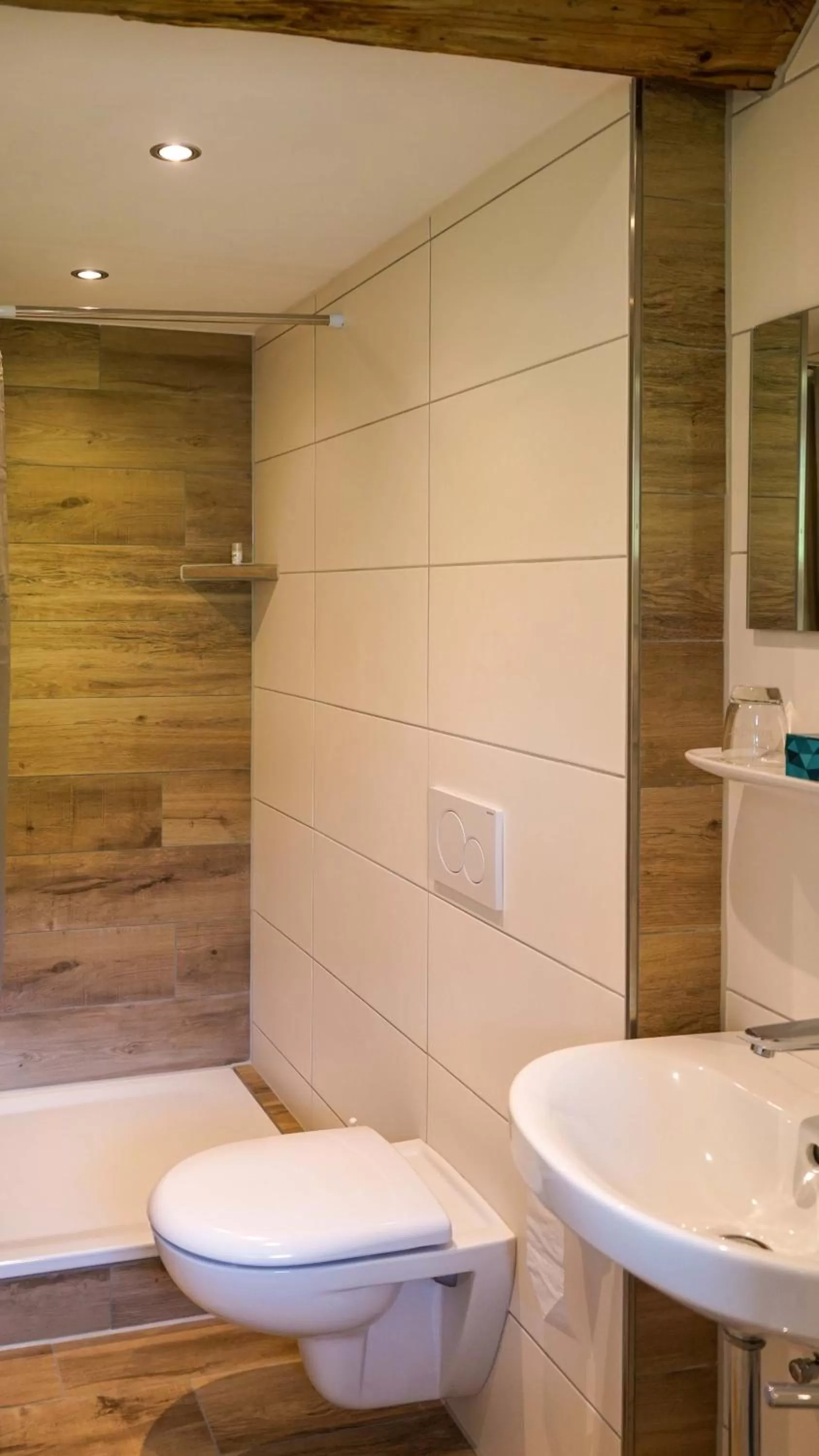 Bathroom in Hotel Hirschen