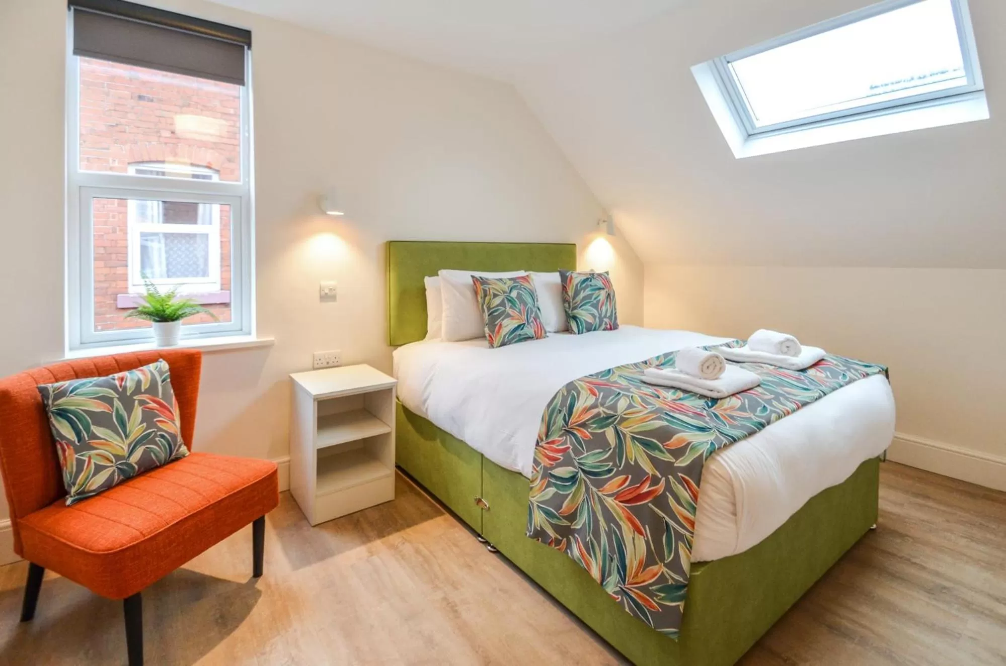 Bedroom, Bed in The Birchover Residences Trent Bridge