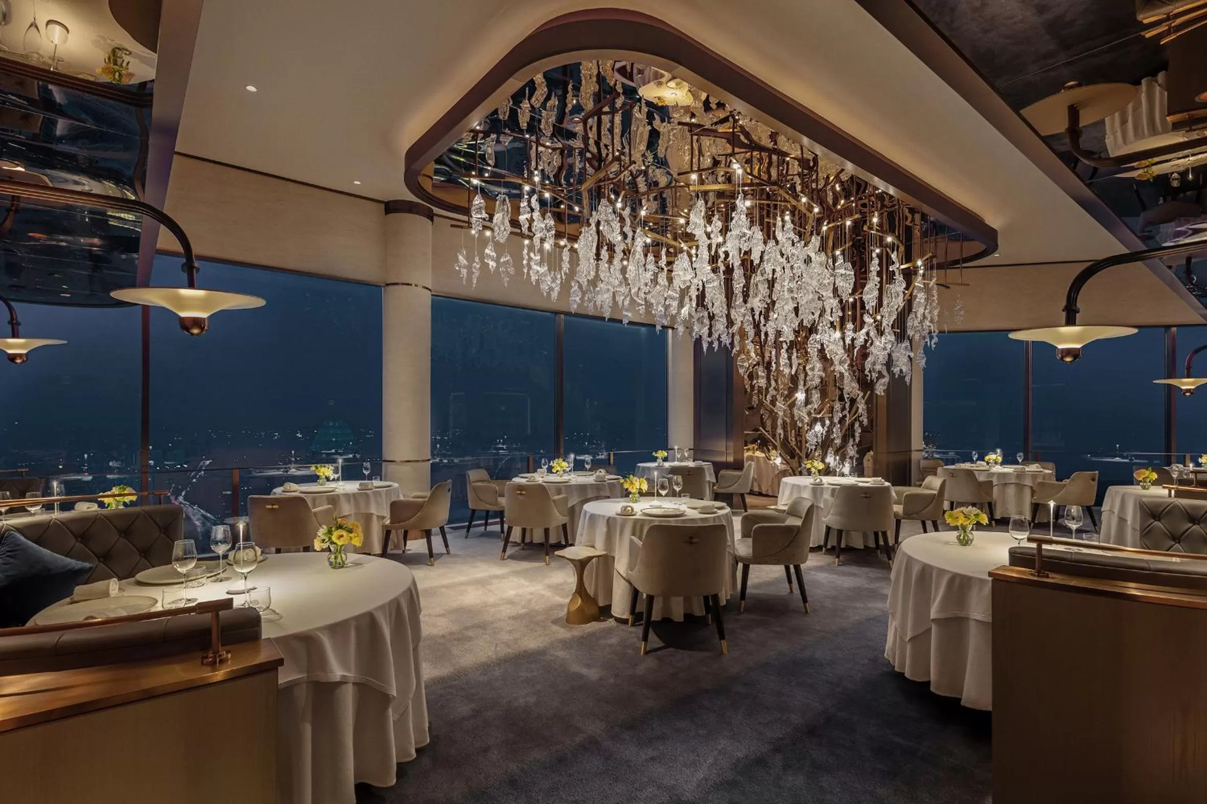 Restaurant/places to eat in Swissotel The Stamford Singapore