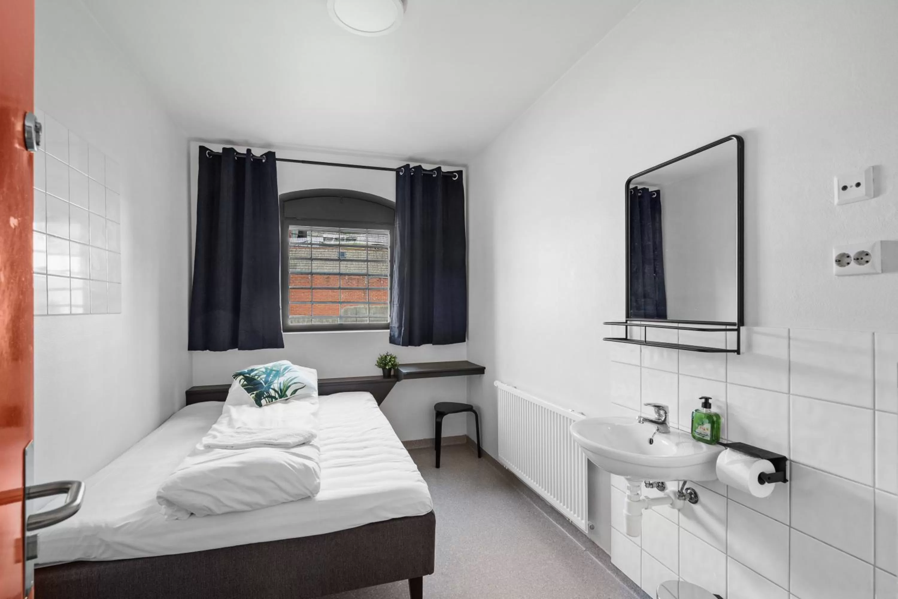 Bed in Fengselshotellet AS