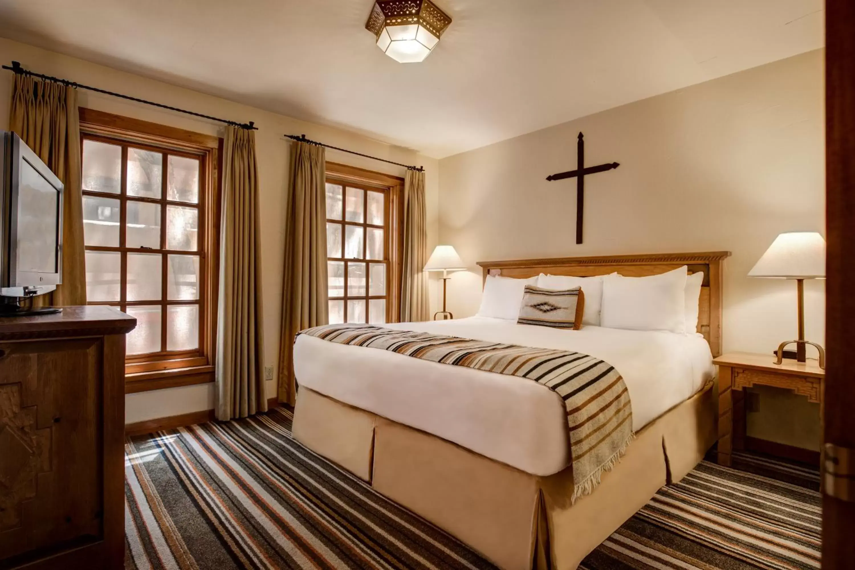 Bedroom, Bed in Hotel Chimayo de Santa Fe