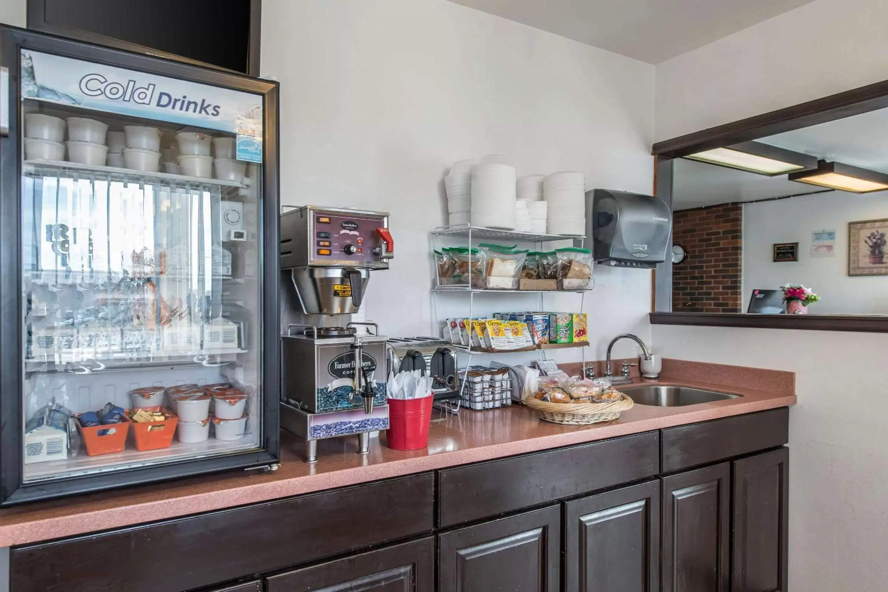 Restaurant/places to eat in Rodeway Inn Restaurant/places to eat in Rodeway Inn