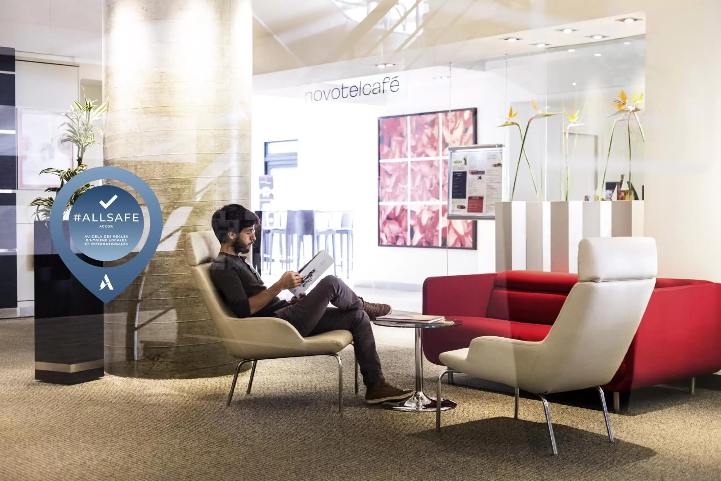 Lobby or reception in Novotel Grenoble Centre