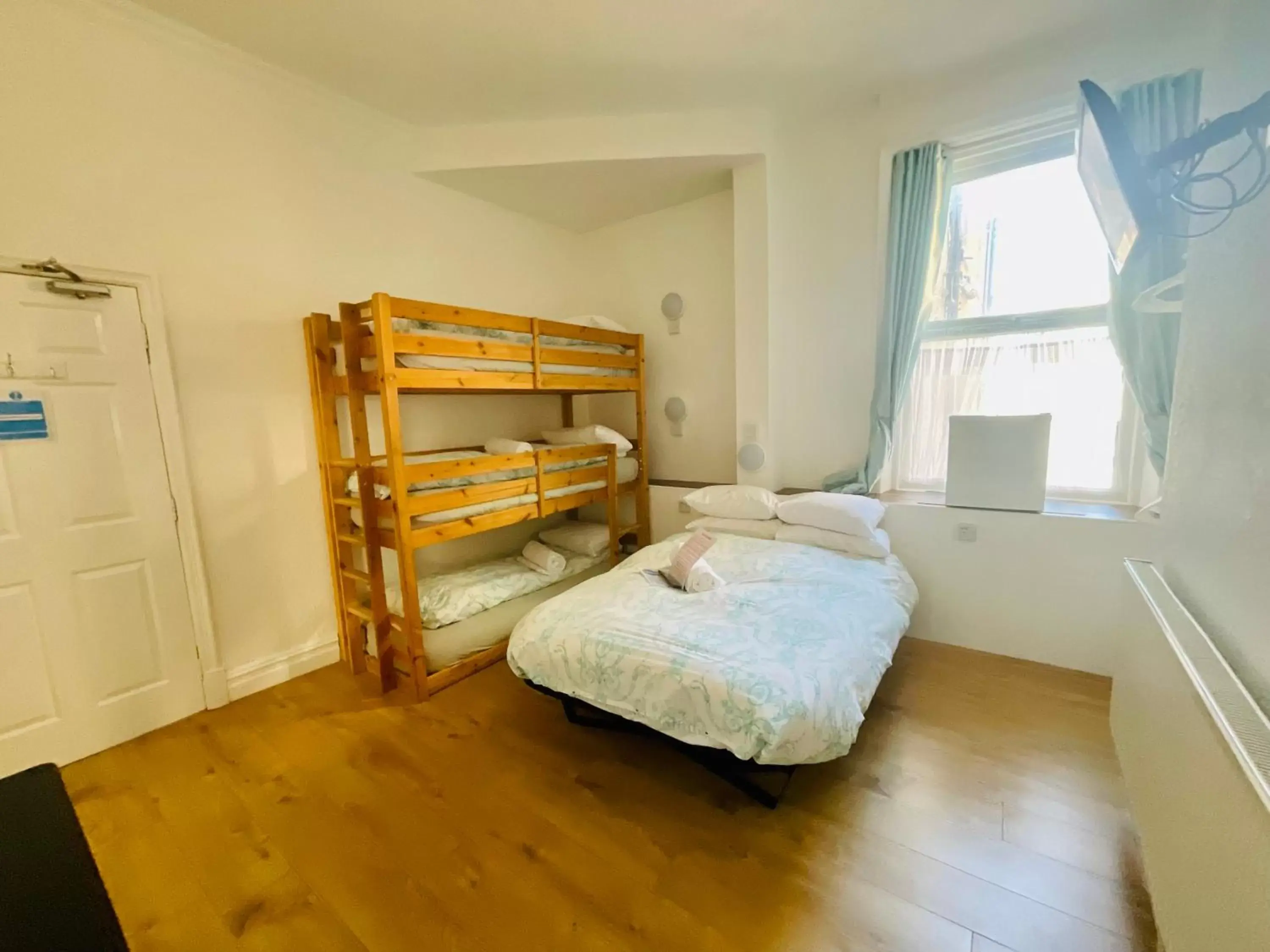 Bunk Bed in Danescourt Lodge