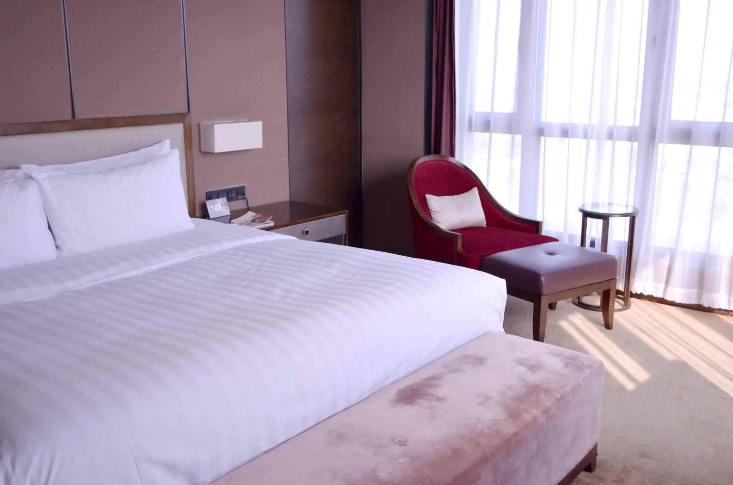 Bed in The Qube Hotel Xinqiao