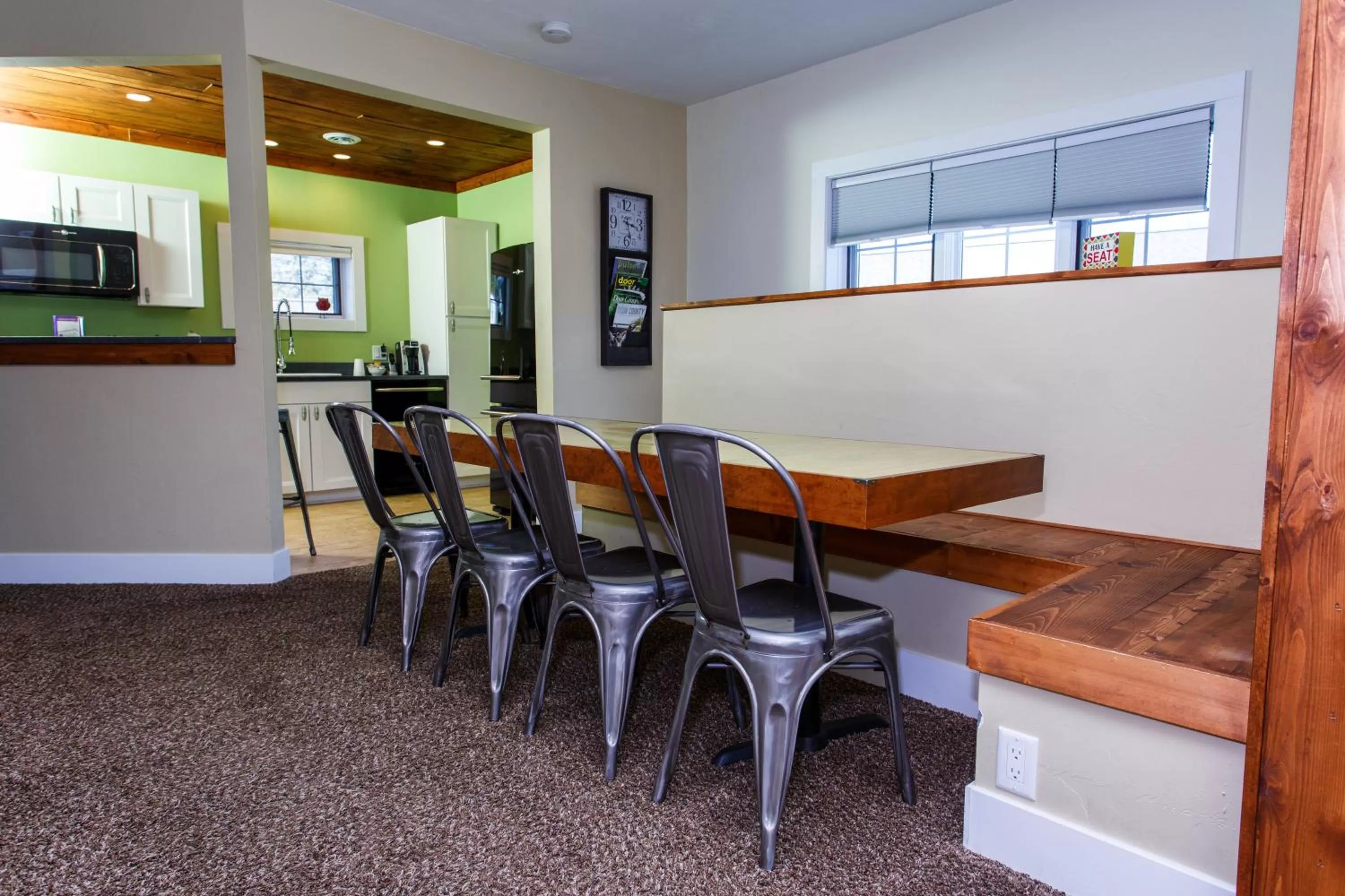 Dining area in Julie's Park Cafe & Motel