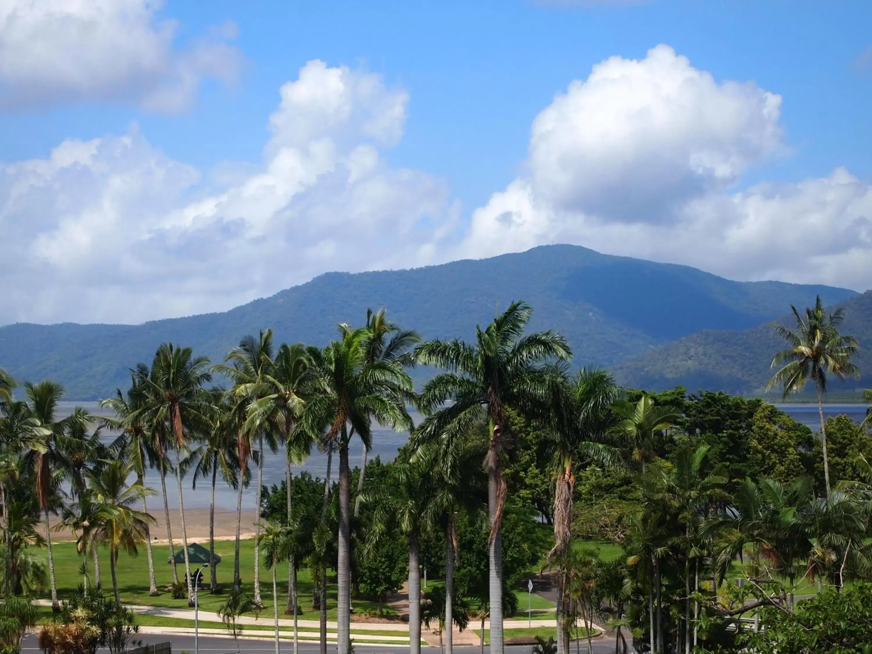 Sea view, Mountain View in Edge Apartments Cairns