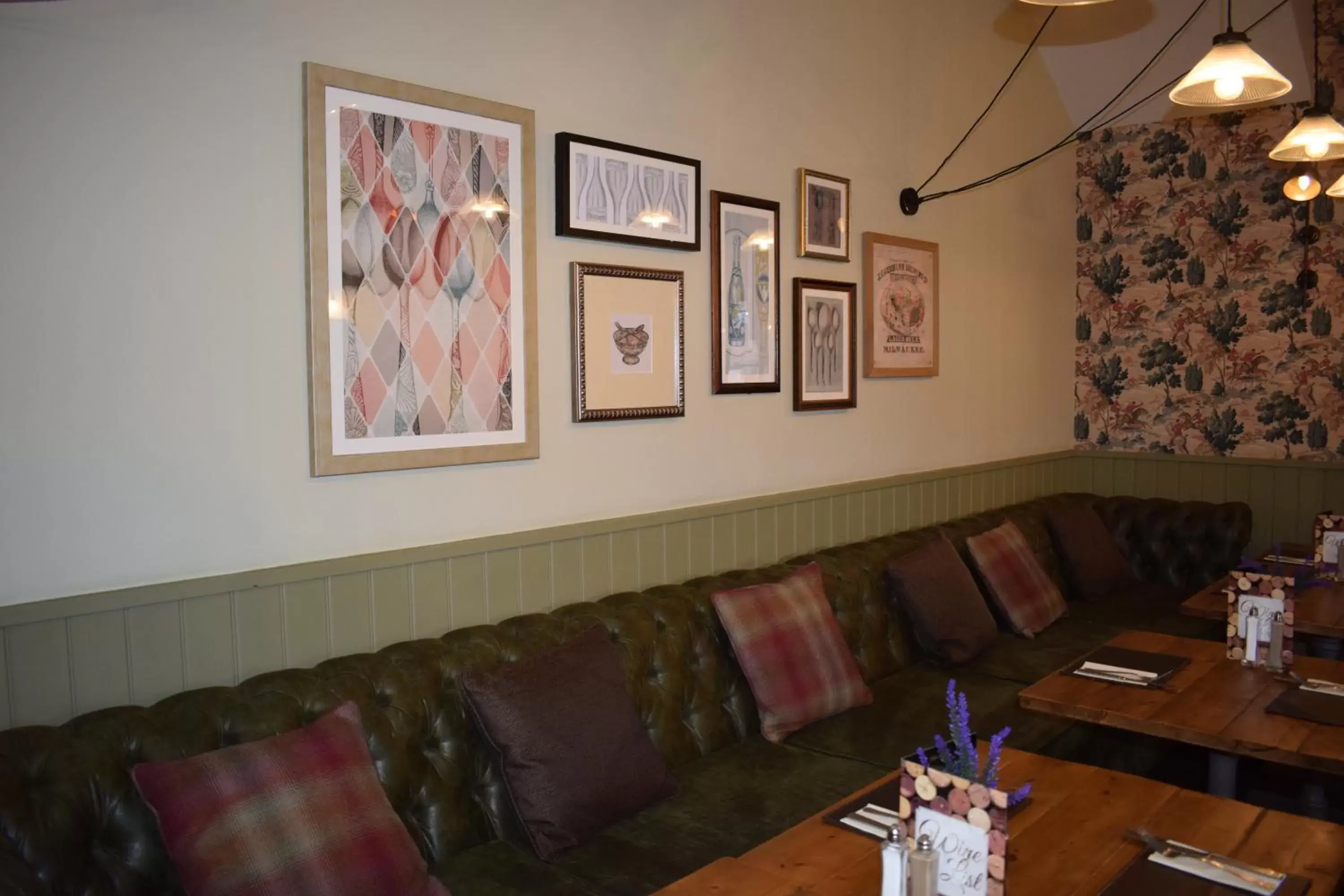 Restaurant/places to eat, Seating Area in Woolpack Pub & Kitchen