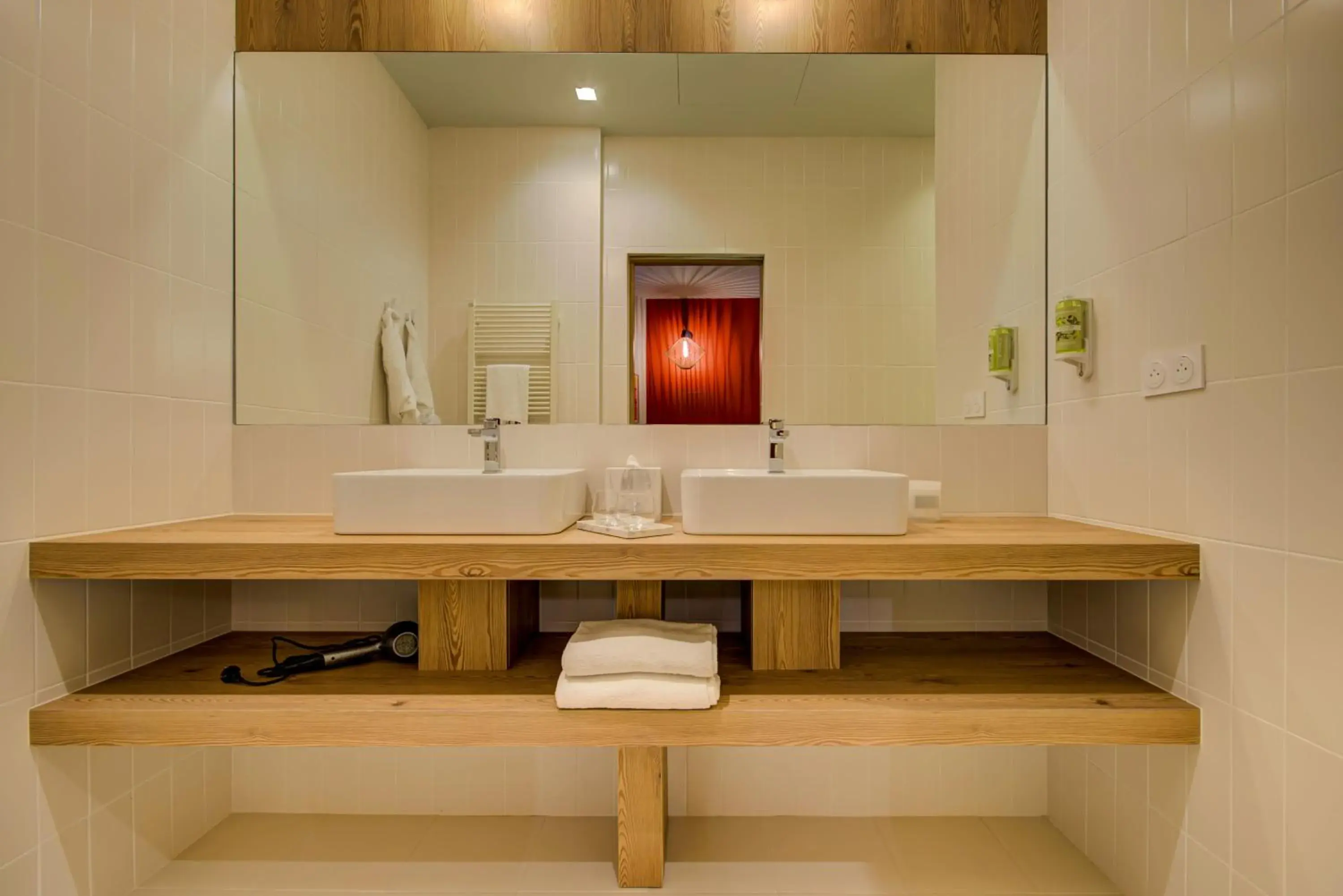 Bathroom in Alex Hotel & Spa