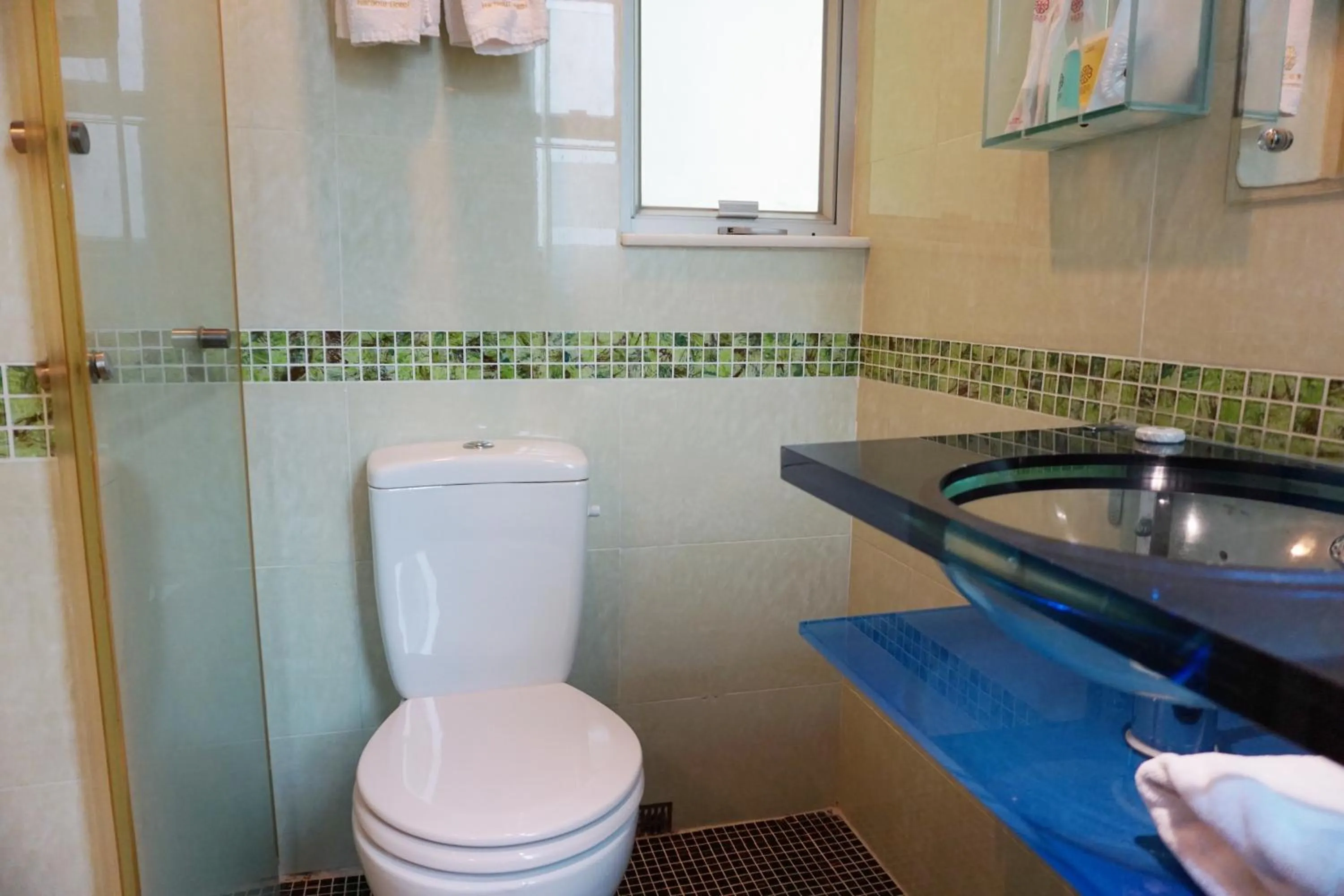 Bathroom in Metacity MK