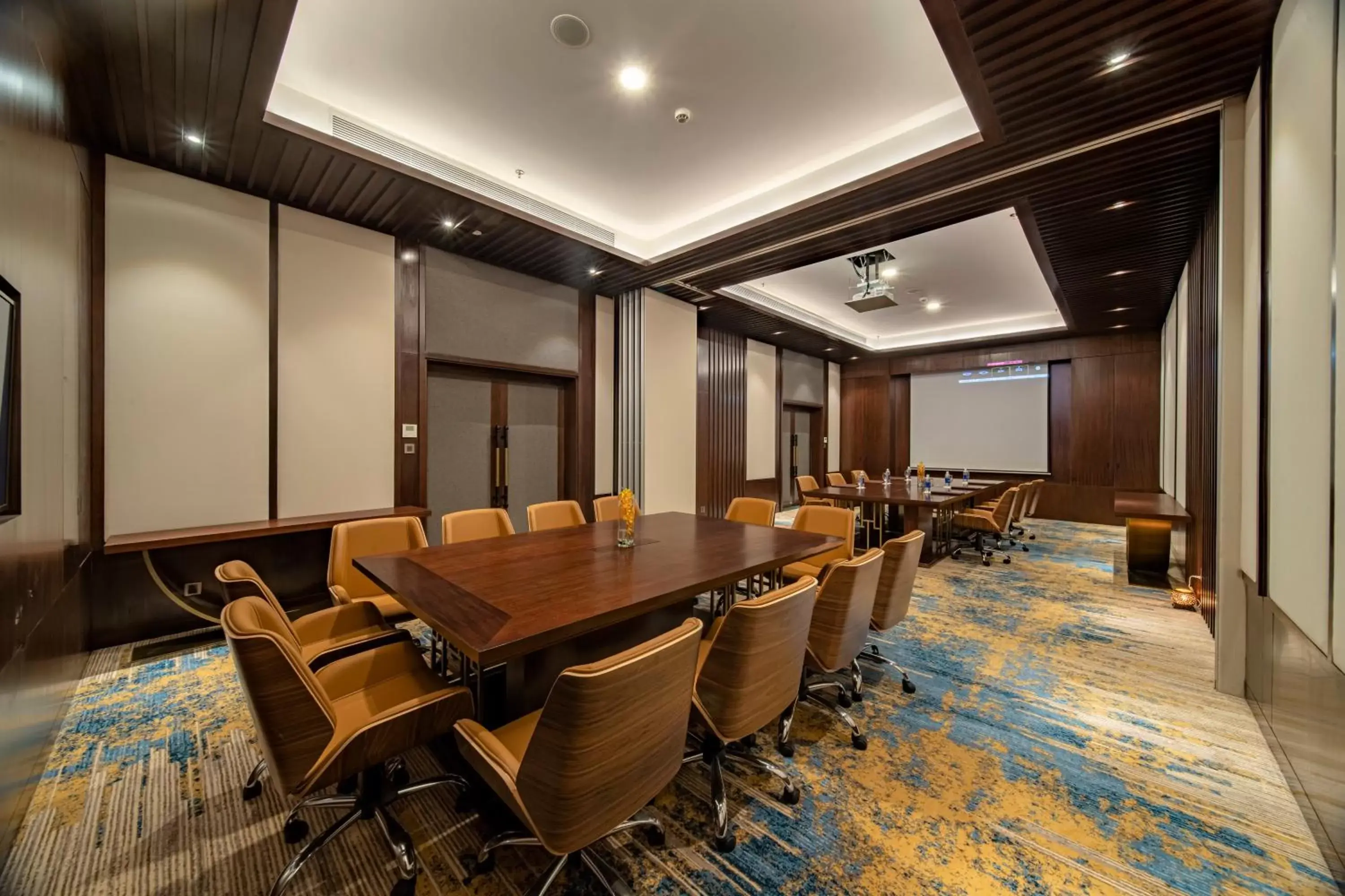 Meeting/conference room in Potique Hotel