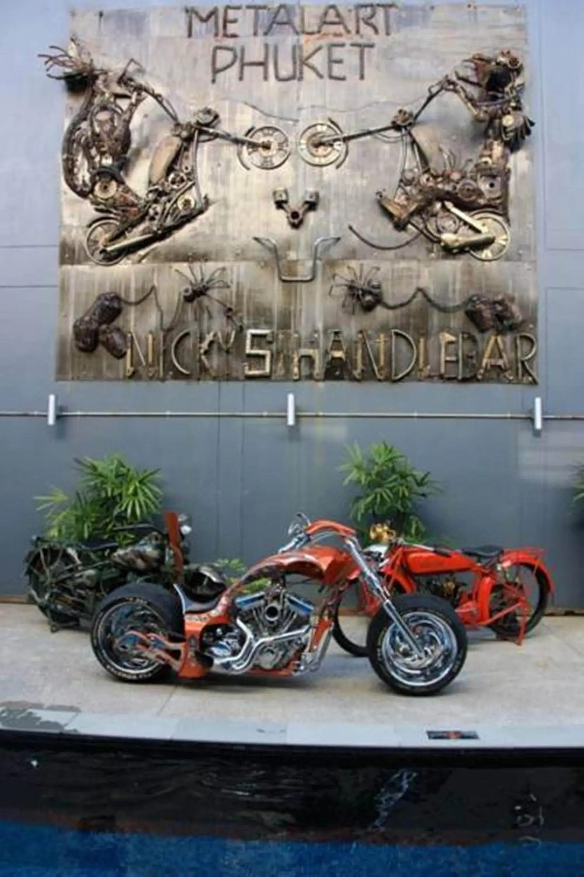 Facade/entrance in Nicky's Handlebar Facade/entrance in Nicky's Handlebar